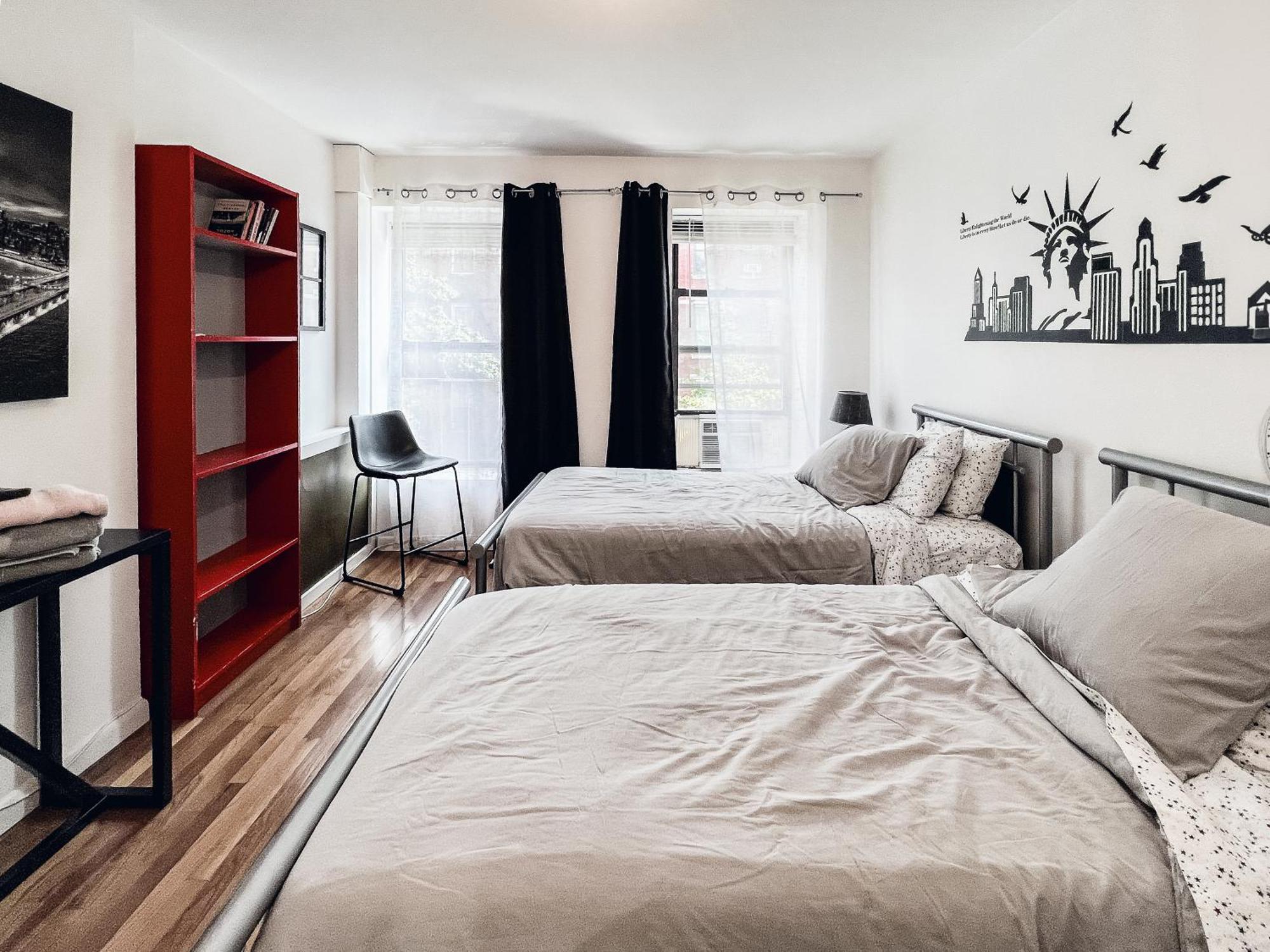 Apartment 2br Near Mount Sinai & Metropolitan Hospitals *