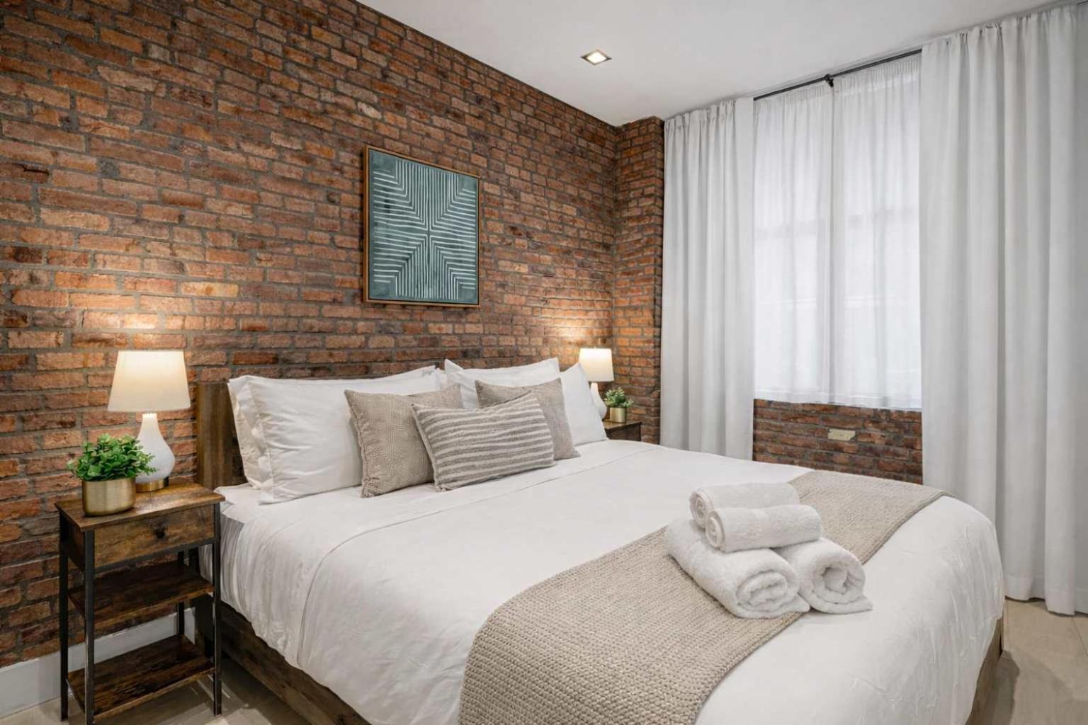 Bold Nyc In Fashionable Nolita *