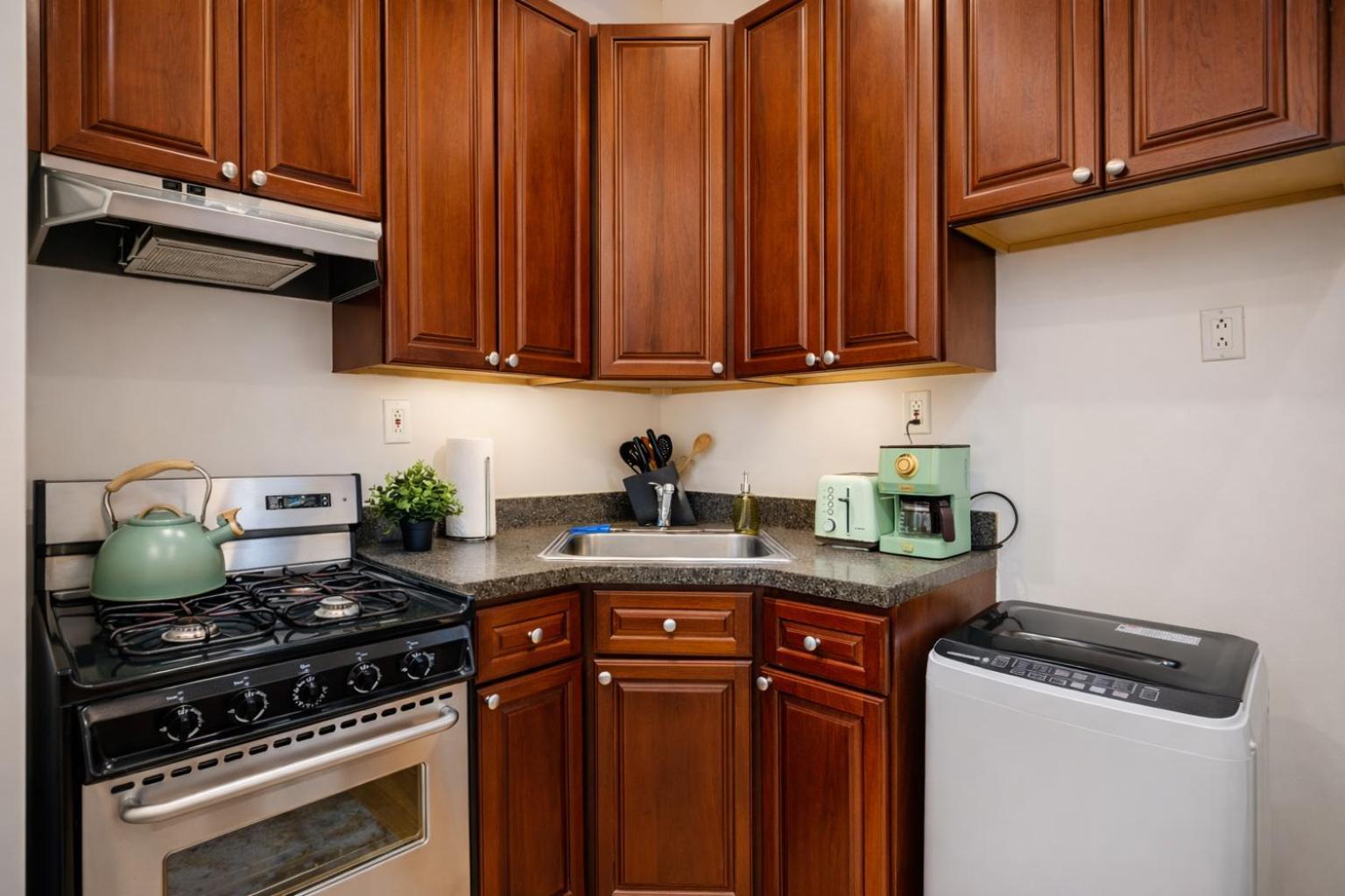 3 Bedroom Cozy In Manhattan Valley *