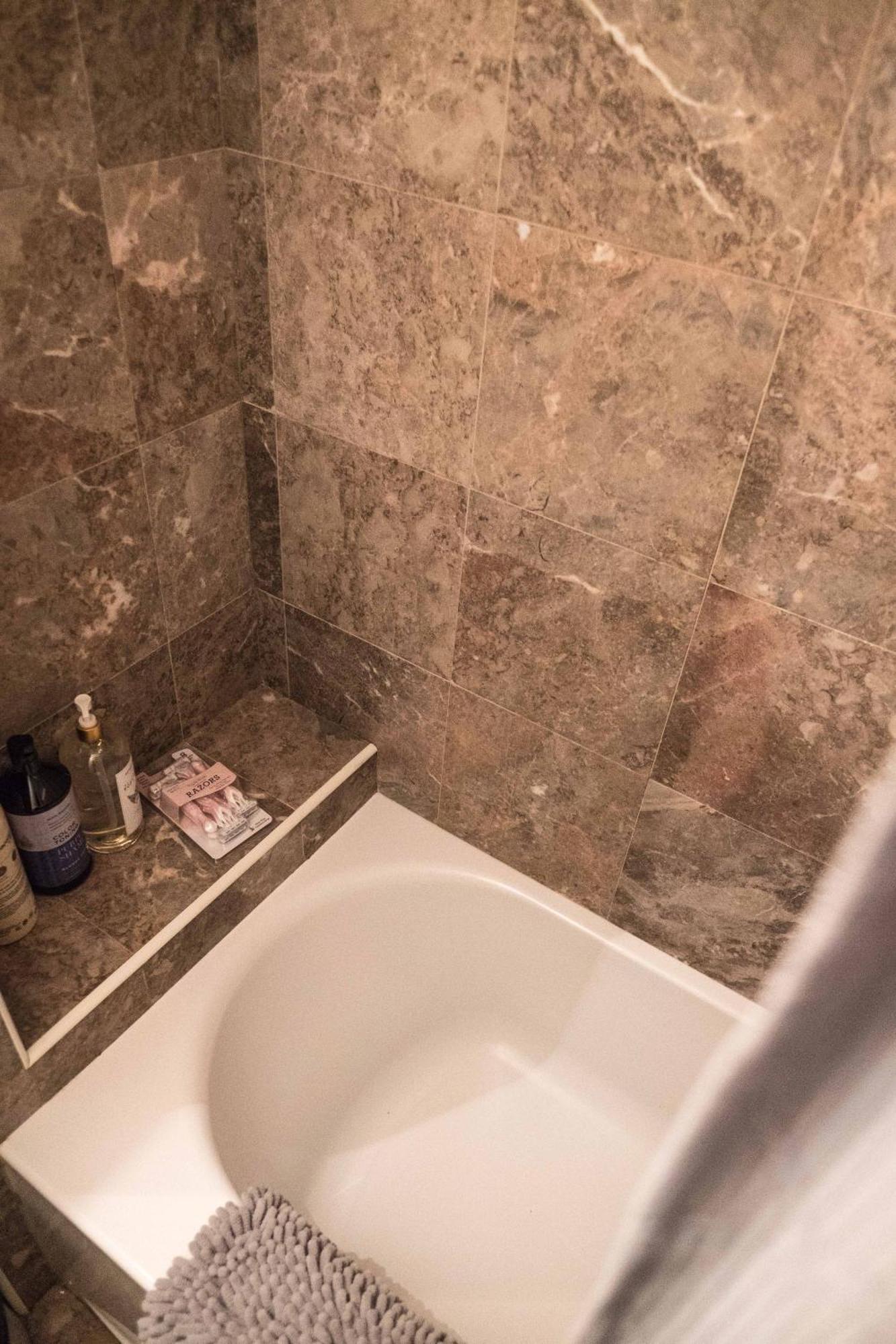 2br Near Mount Sinai & Metropolitan Hospitals Apartment