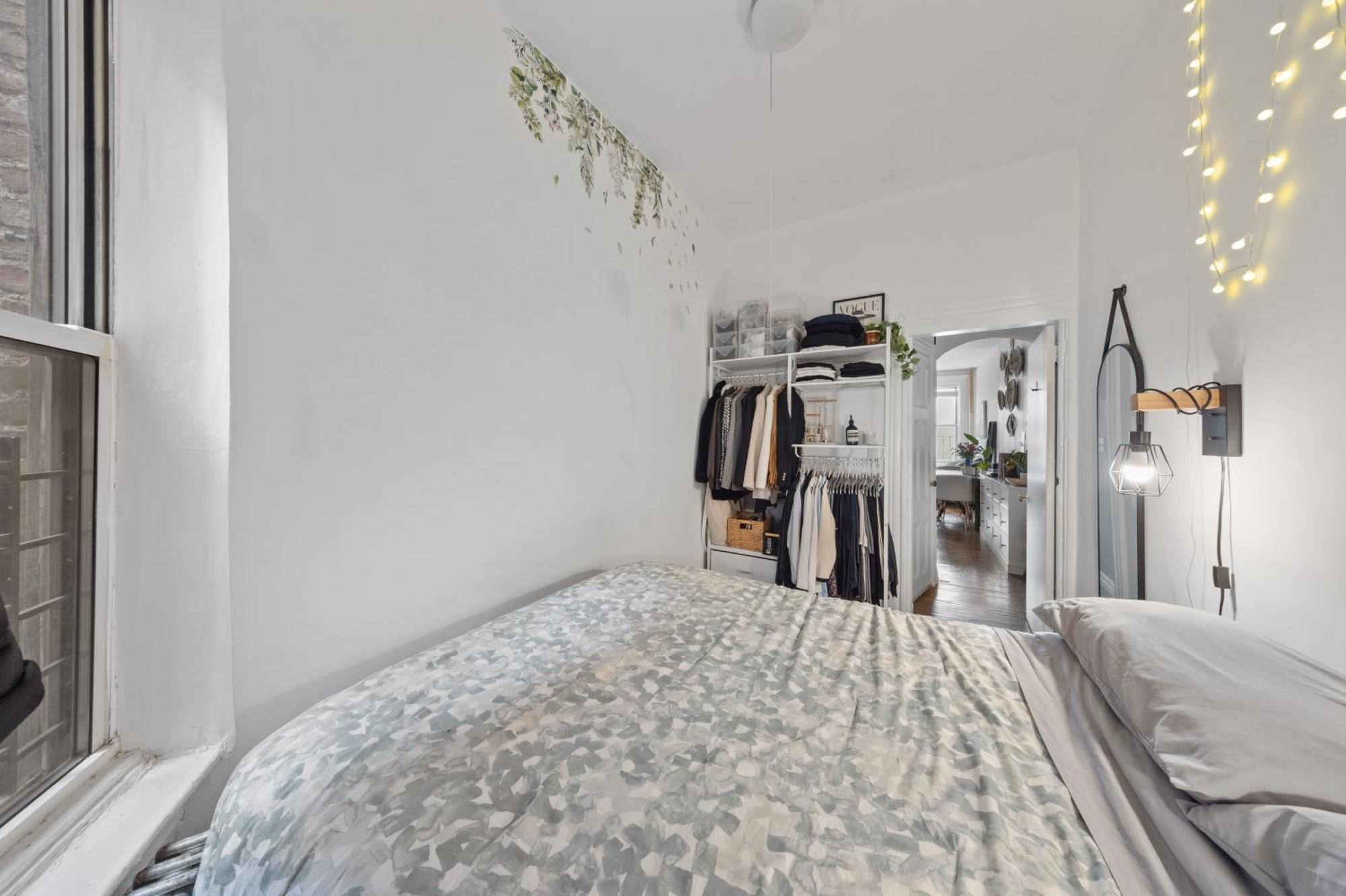 Downtown Manhattan Union Square 1br - Steps From Subway & Dining Apartment *