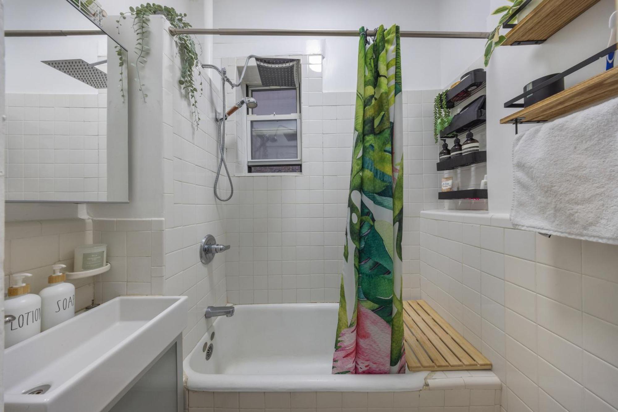 Apartment Downtown Manhattan Union Square 1br - Steps From Subway & Dining *