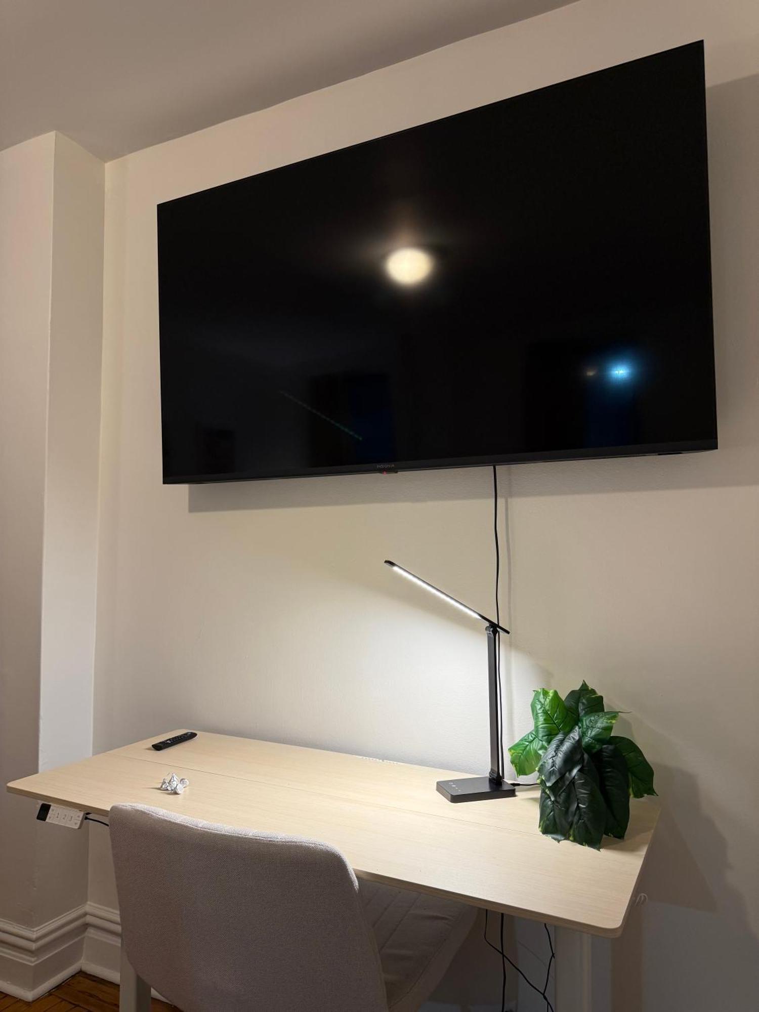 The Broadway Escape - Private In Times Square Guest house *