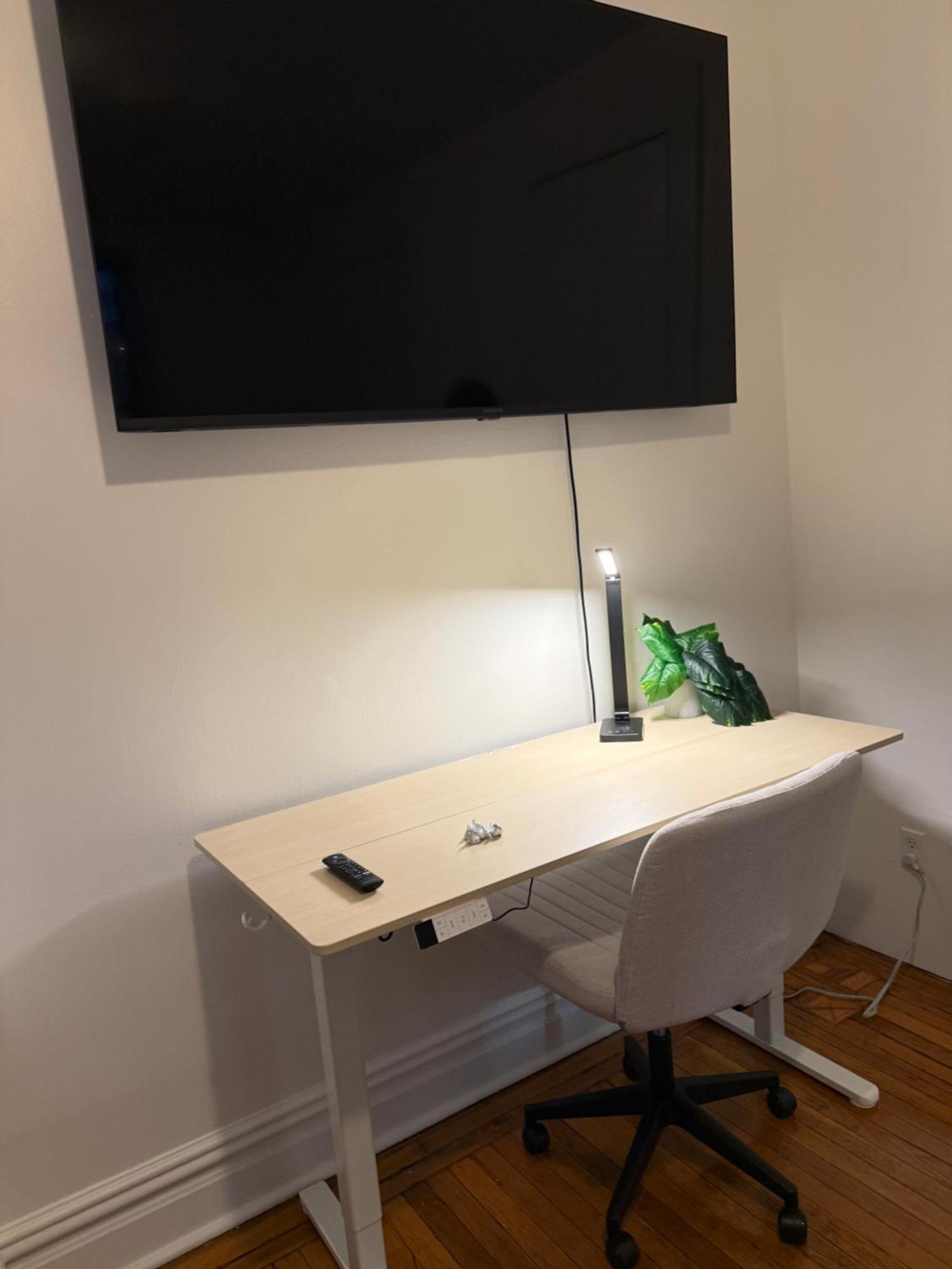 The Broadway Escape - Private In Times Square *