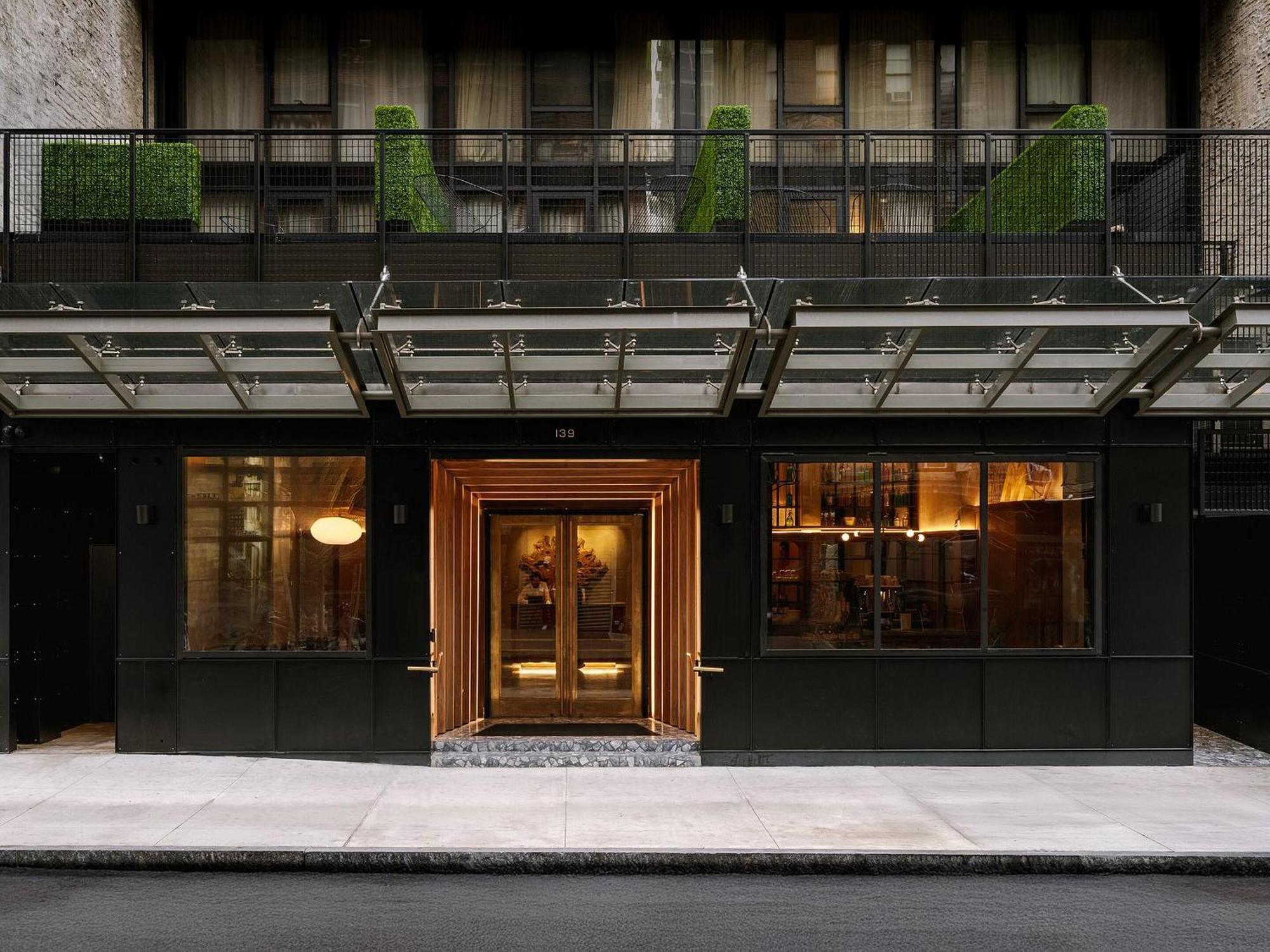 Merchant Les Hotel 4*