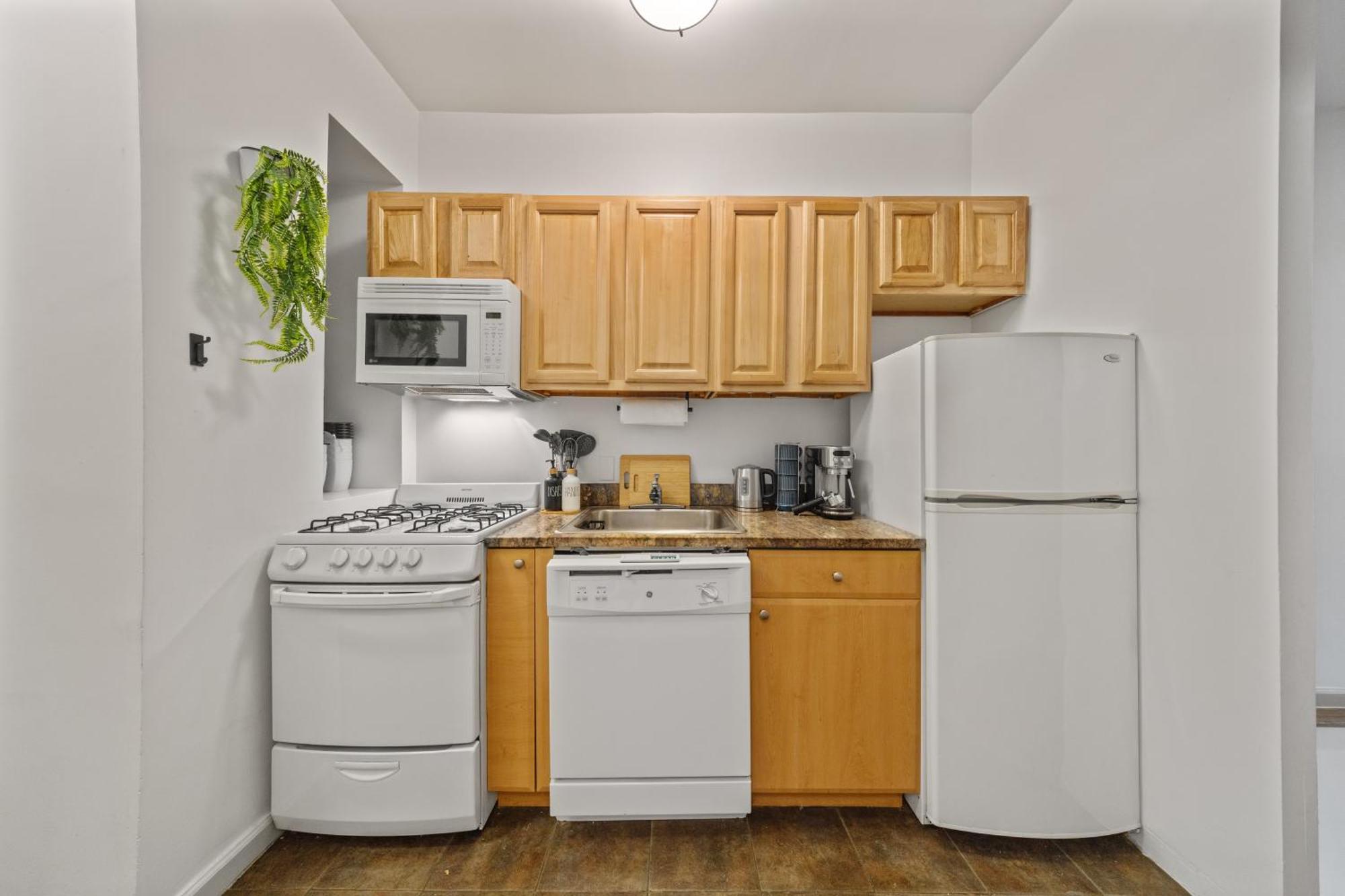 Double With Shared Bathroom In Times Square Guest house New York