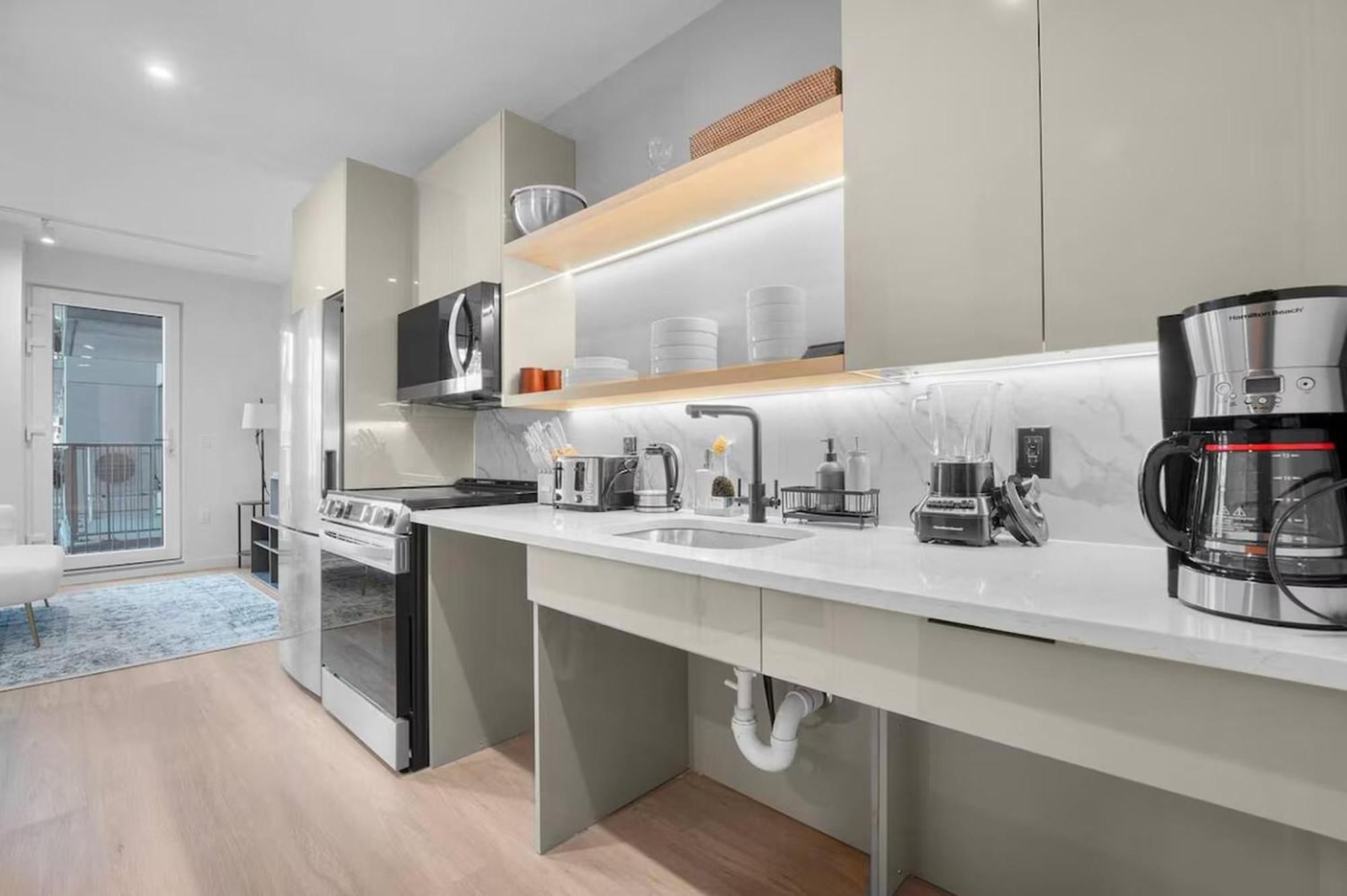Hotel Stylish Brooklyn Retreat - Steps To G Train 5*