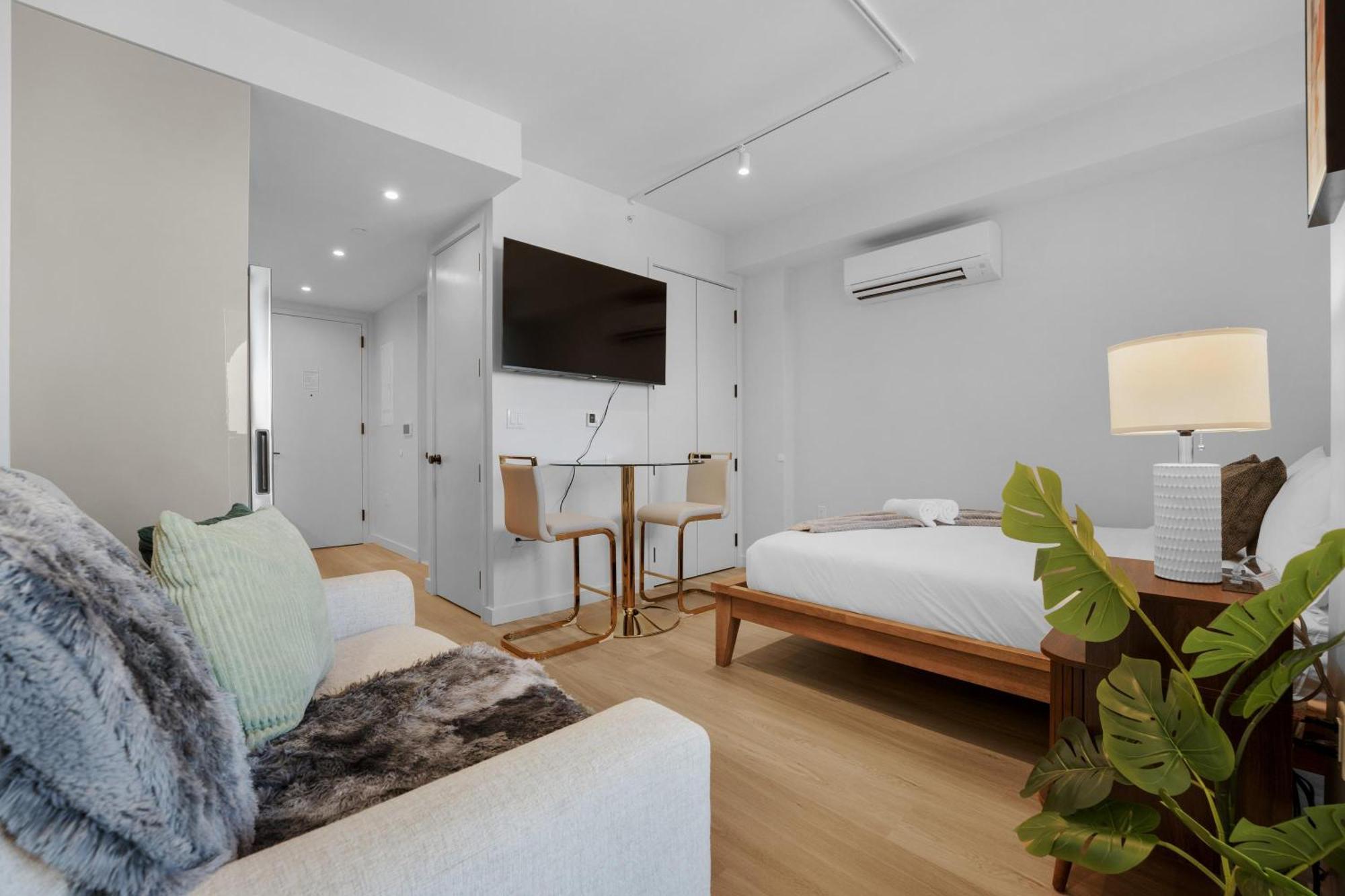 Stylish Brooklyn Retreat - Steps To G Train 5* New York