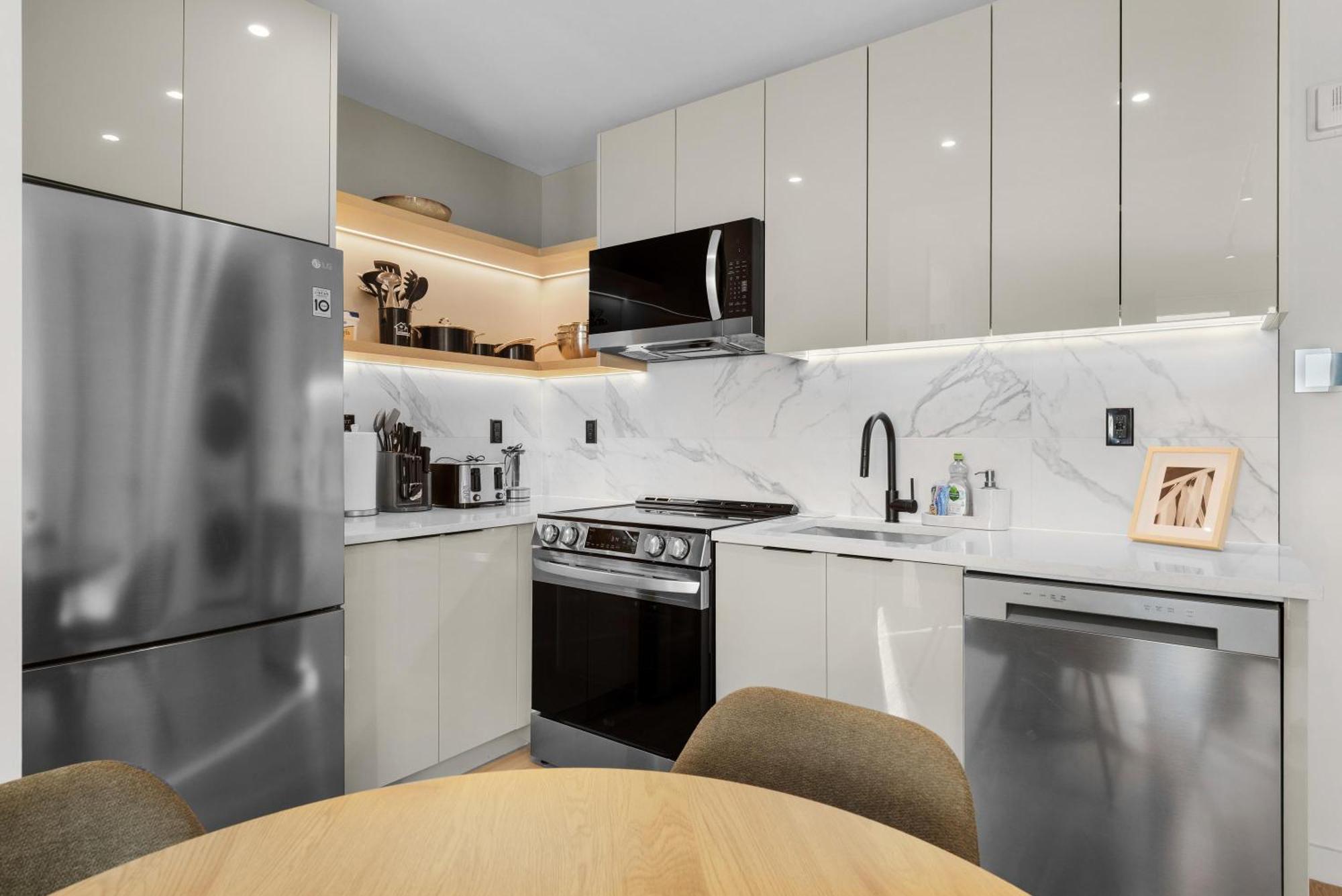 Hotel Stylish Brooklyn Retreat - Steps To G Train New York
