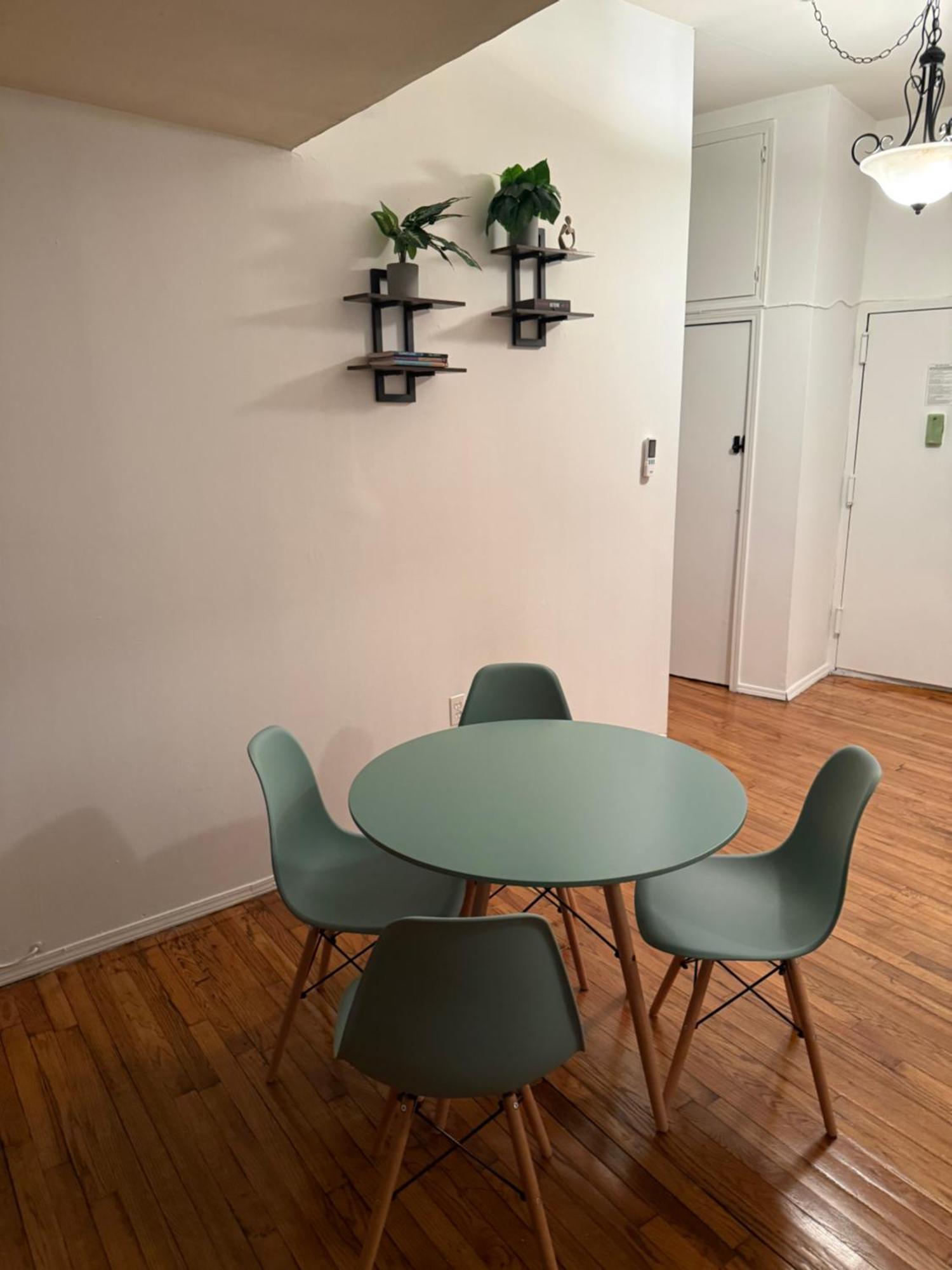 The Eight Avenue Guest house