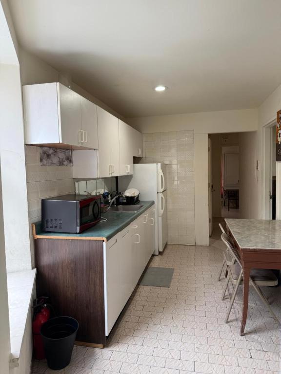 Hudson Yard Hostel