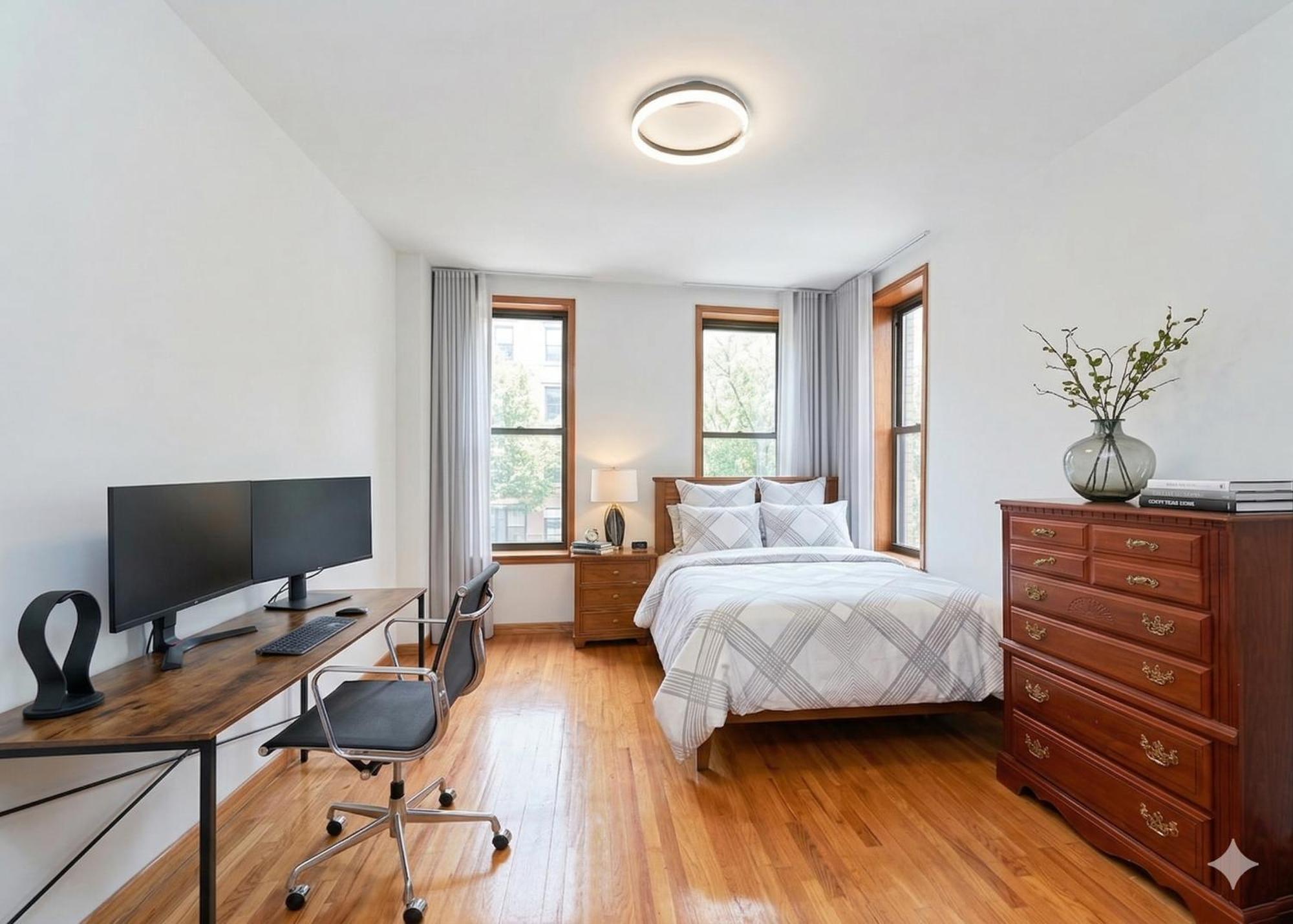 The Times Square Glow - Private In The Heart Of Nyc
