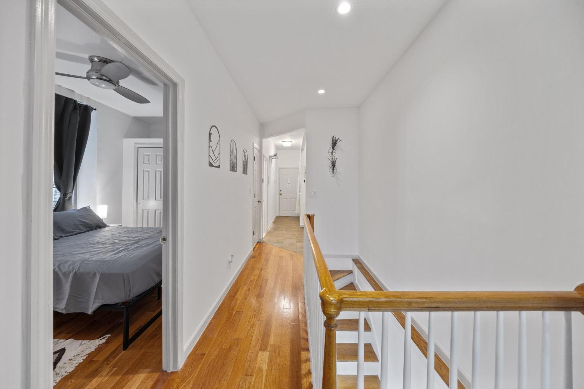 Guest house Double With Shared Bathroom In Times Square New York