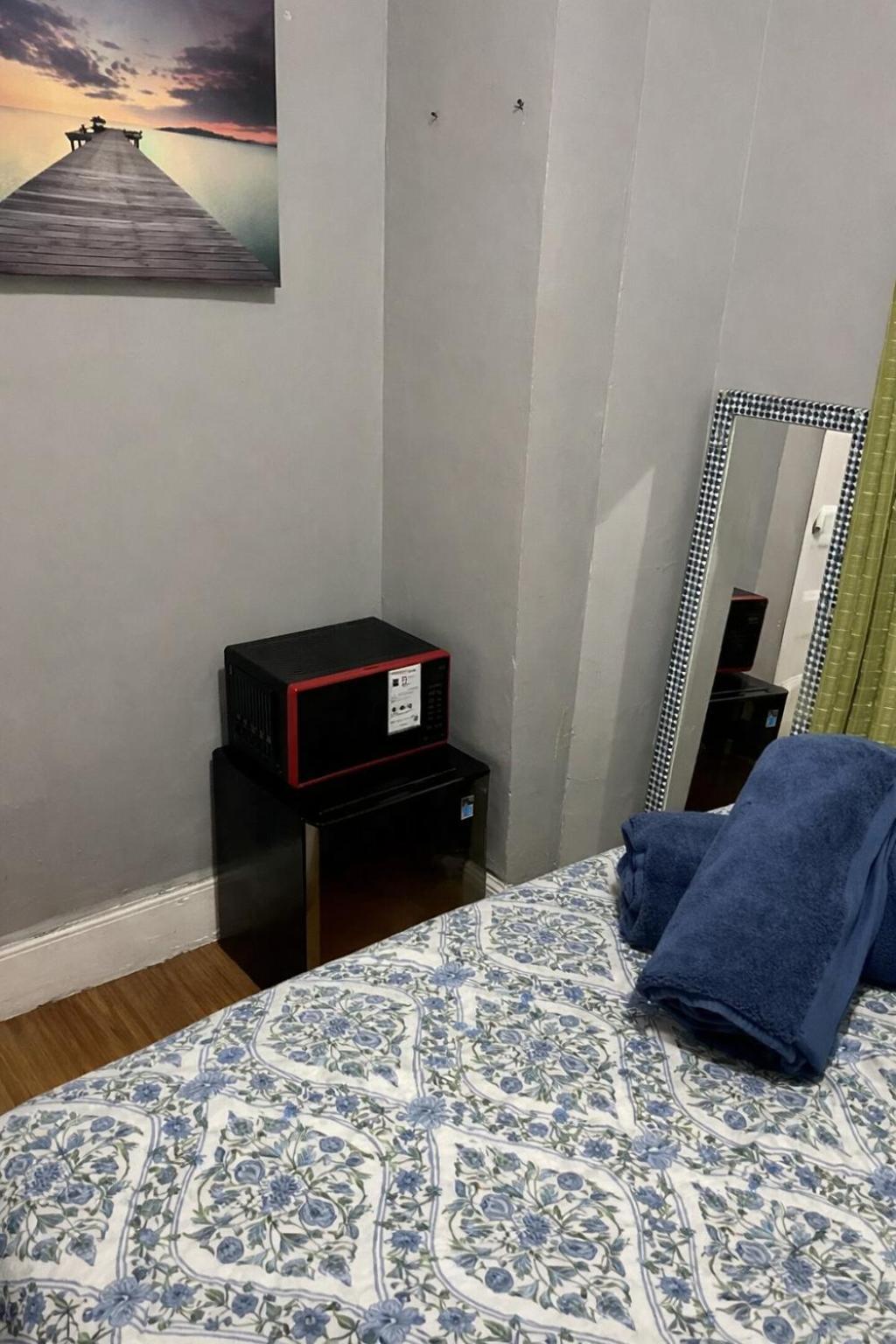 Private In Stylish 2 Bedroom Harlem 10 Min To Times Square Homestay New York