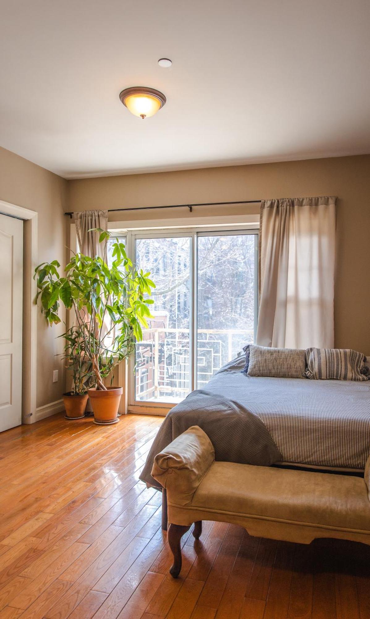 Bright & Stylish Manhattan