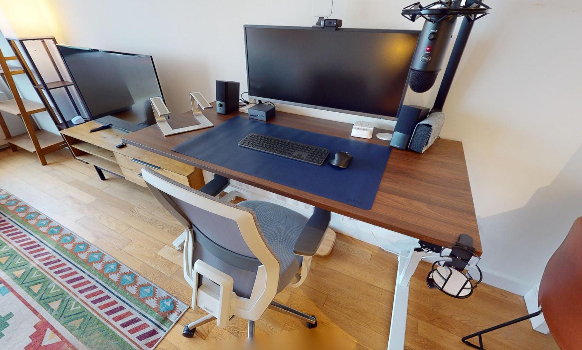 Columbus Square 1 Bedroom W Work Setup By Anyplace - 11623 Apartment