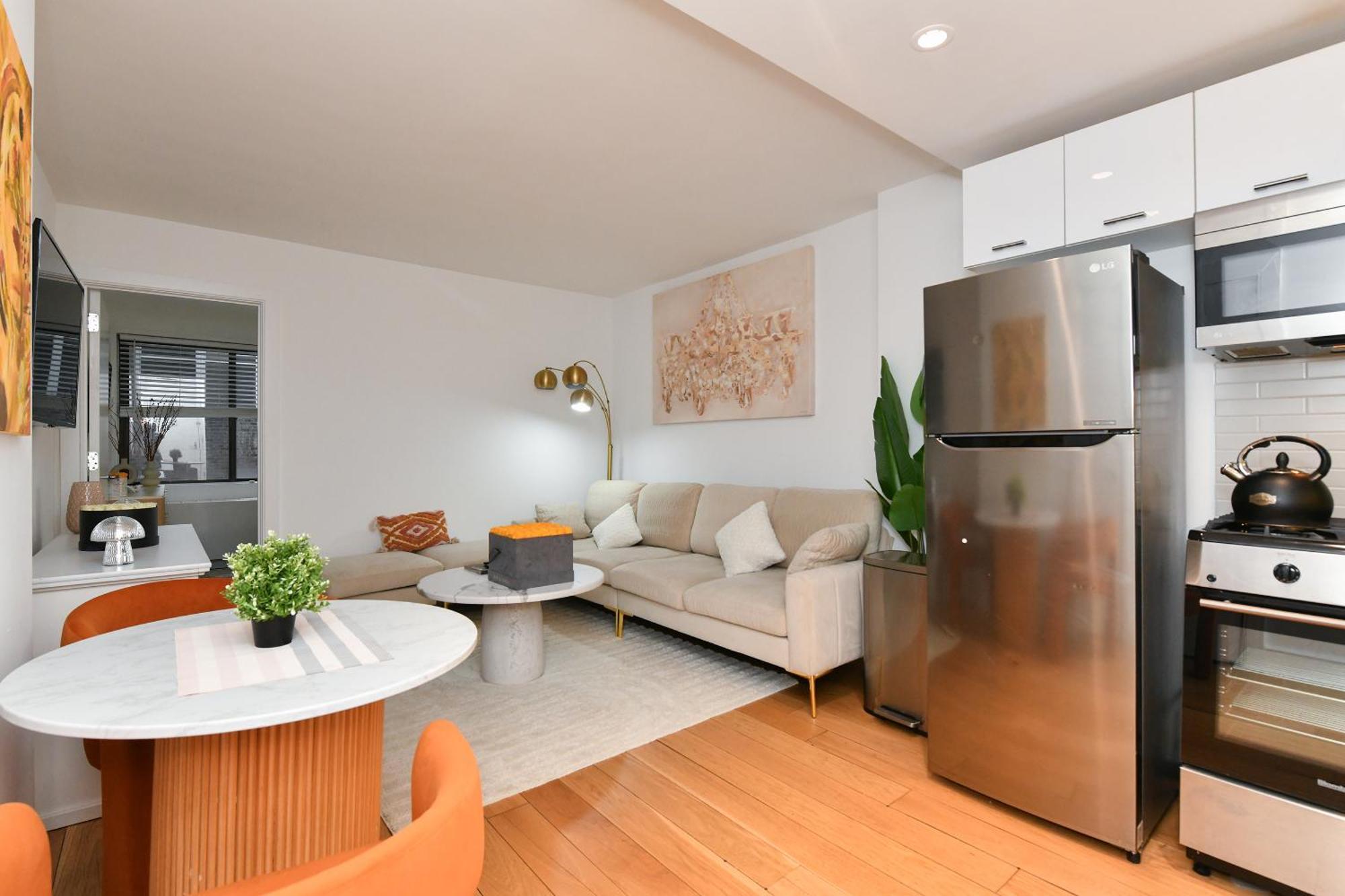 Chic 1 Bedroom In Midtown Manhattan