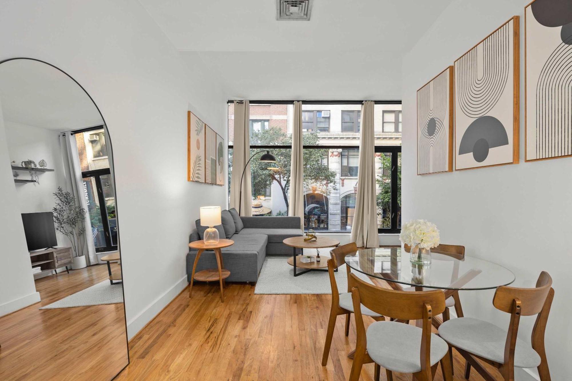 Apartment Stylish Manhattan Escape In Prime Spot New York