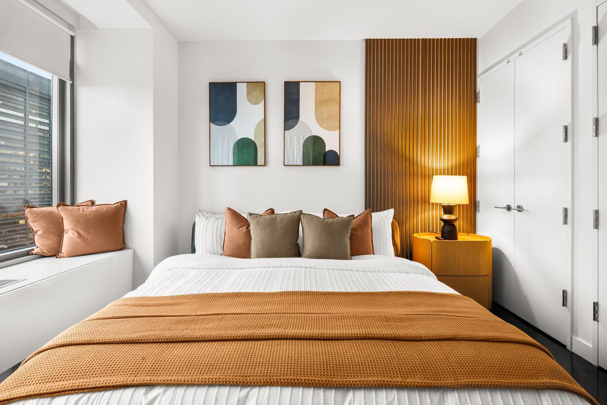 Premium Lux-penthouse In Financial District * New York