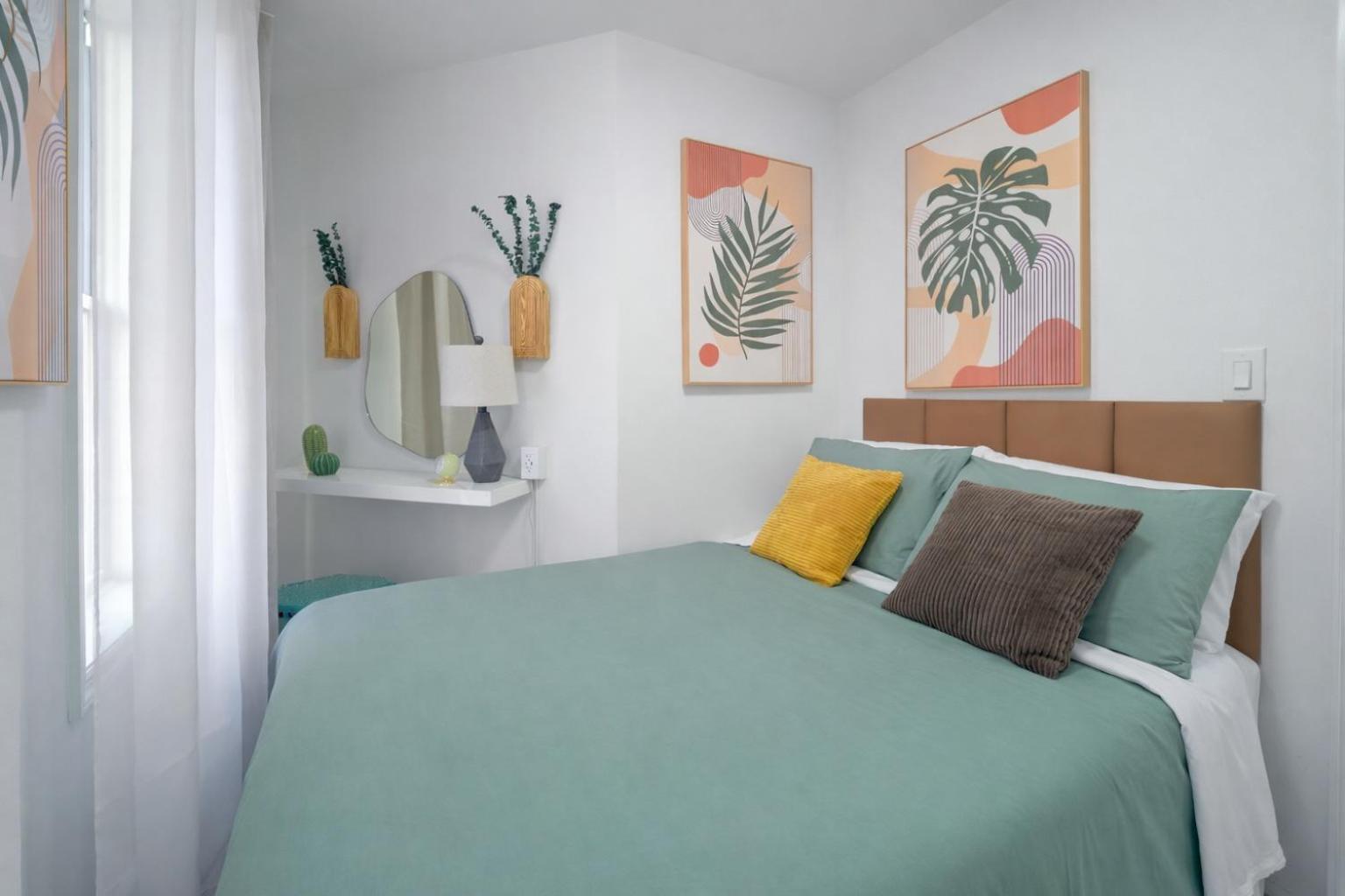Cozy Units In Prime Location *