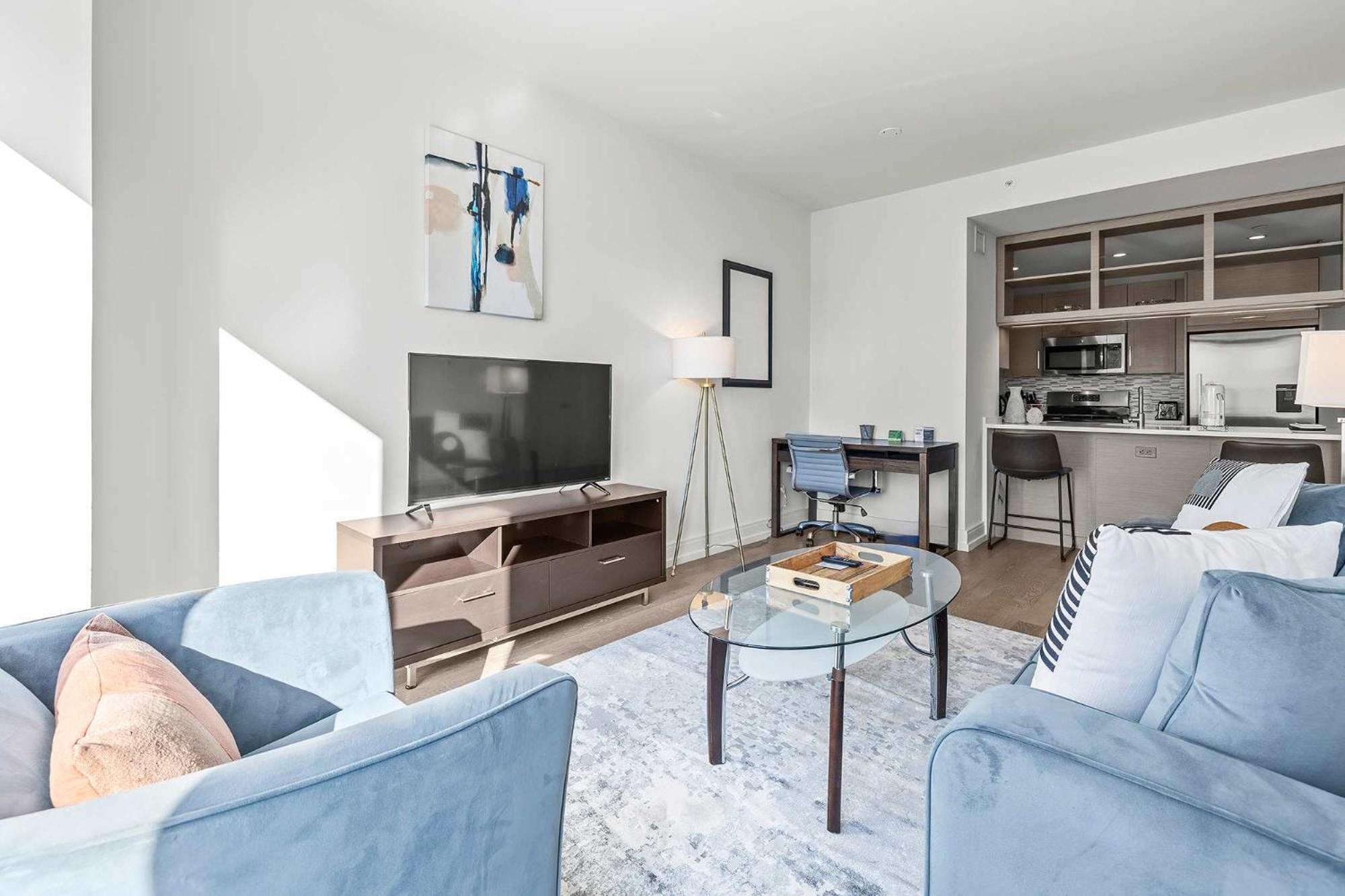 Apartment Spacious Luxury With Wash And Dryer *