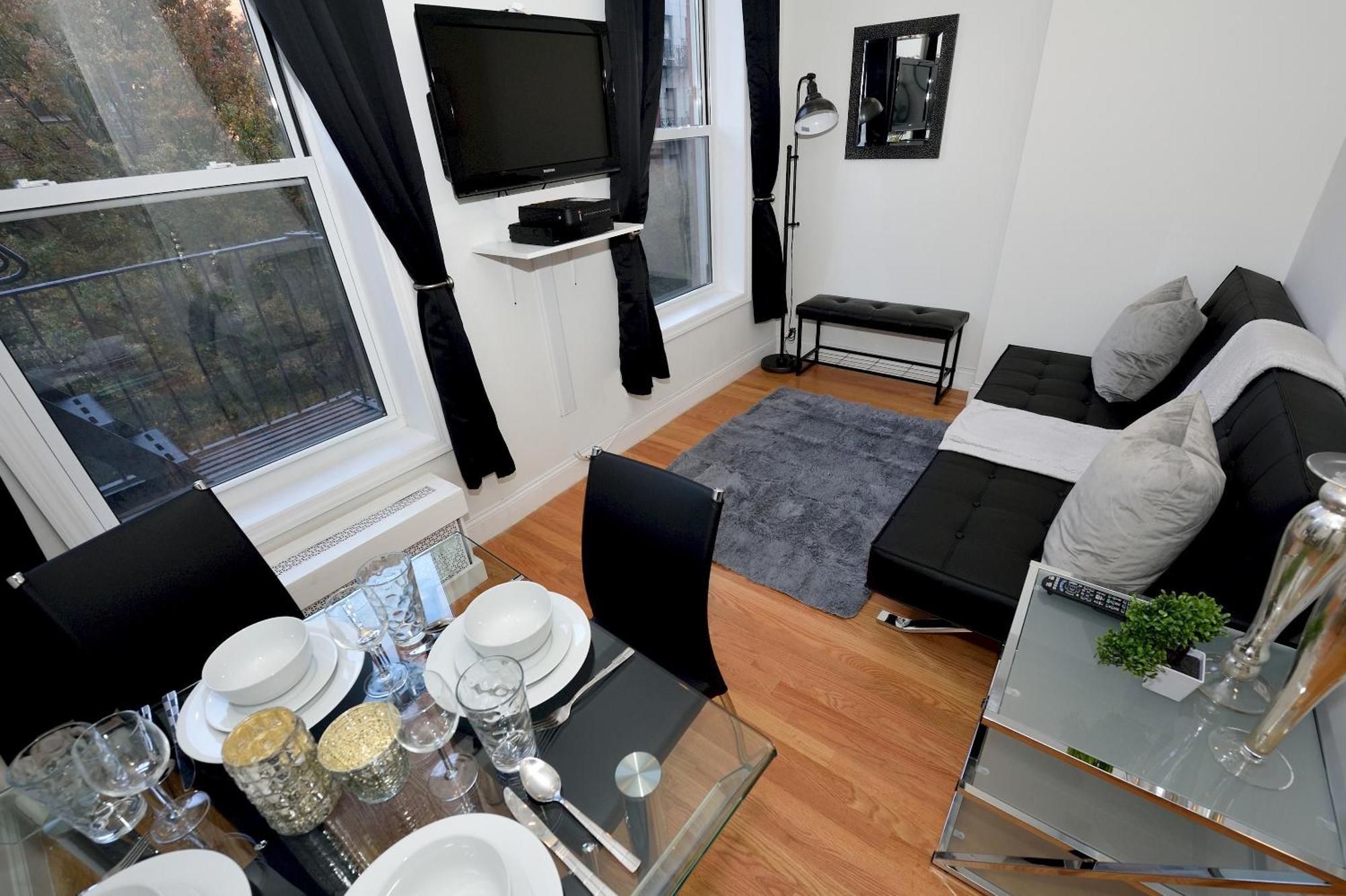 Cityscape 2 Bedroom Unit Prime Location *