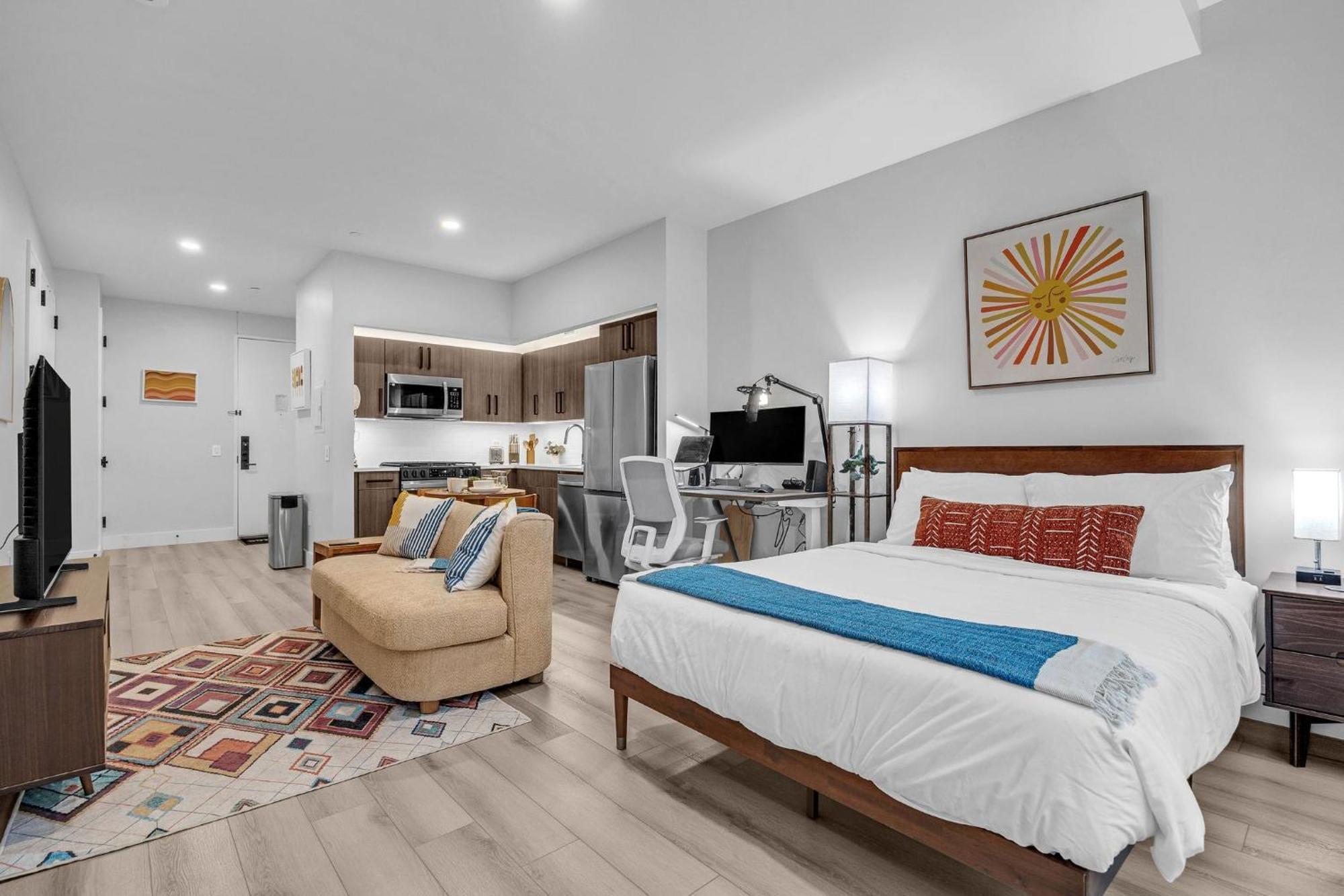 Fidi W Work Setup By Anyplace - 11680 Apartment