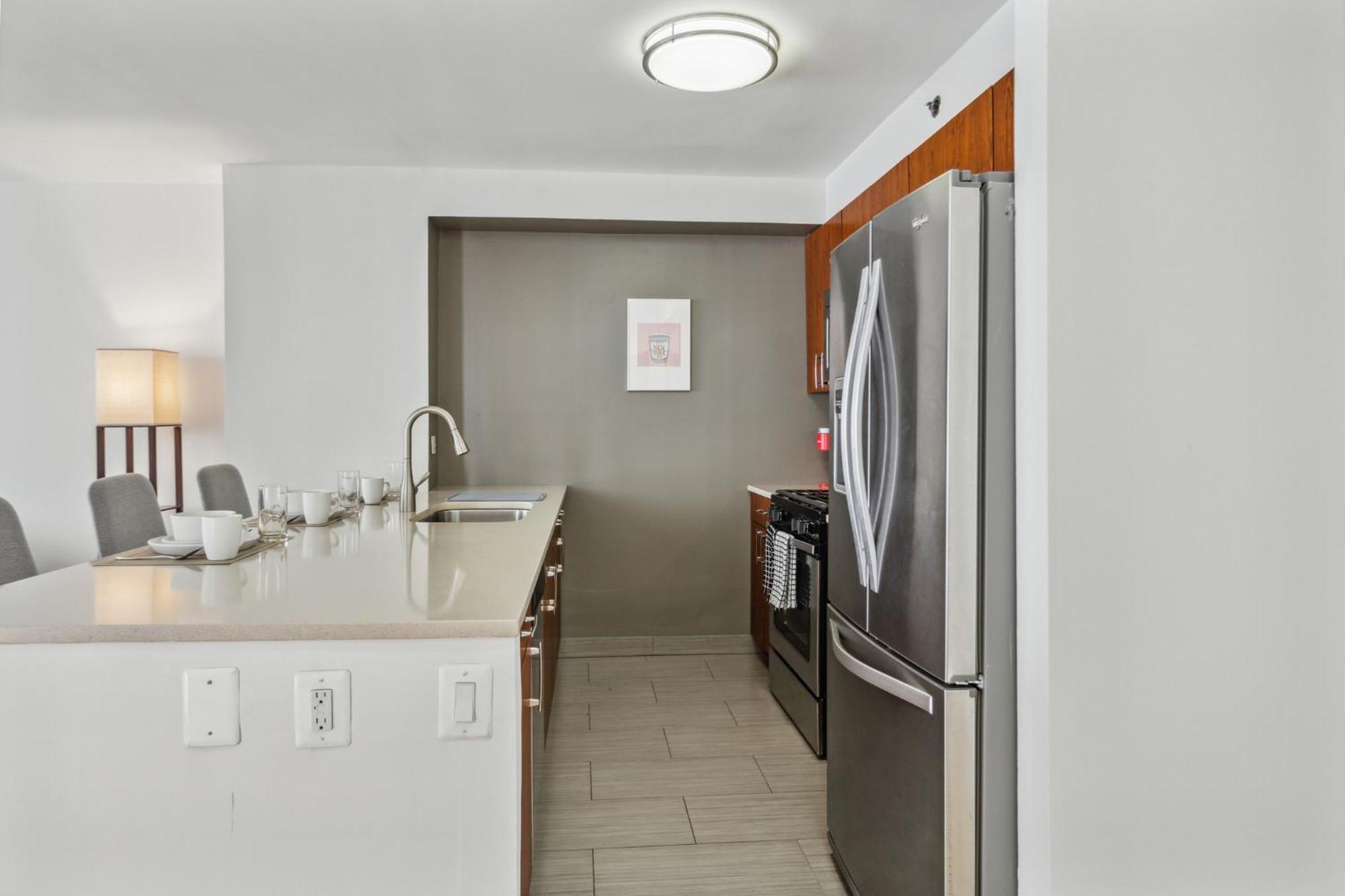 Apartment Chelsea 1 Bedroom W Work Setupby Anyplace - 11435