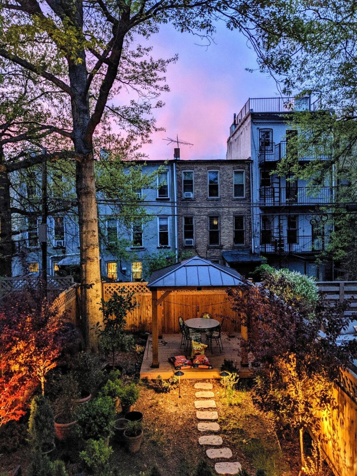 Apartment Luxury Duplex In 1880s Brownstone W Private Garden New York