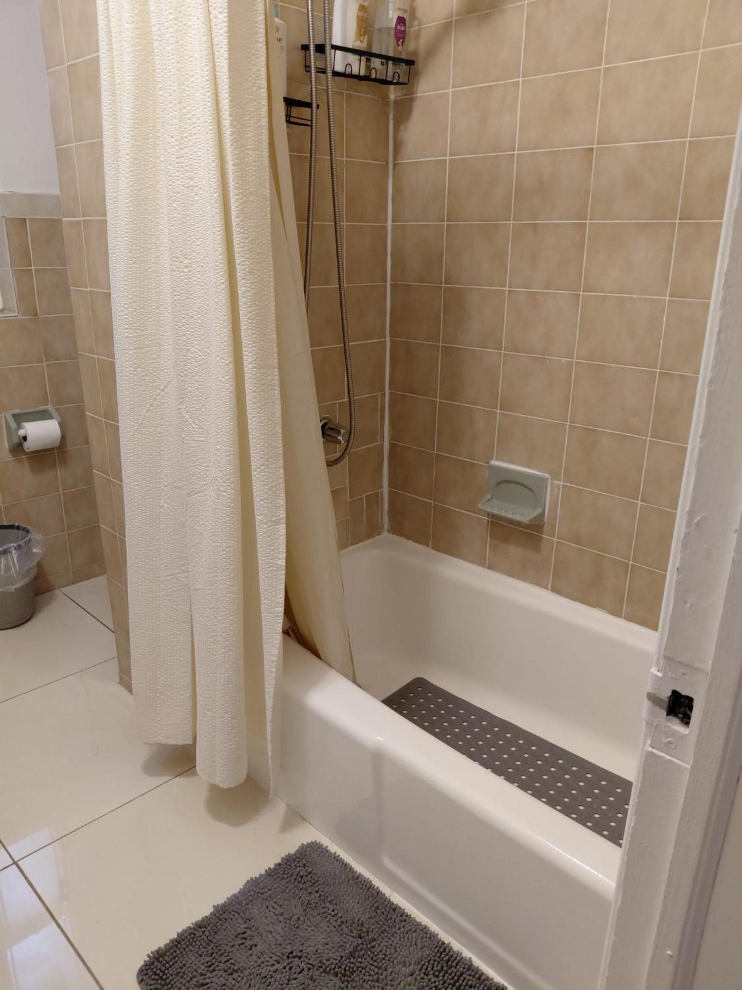 Cozy, 3-bedroom In Midtown, Nyc Apartment New York