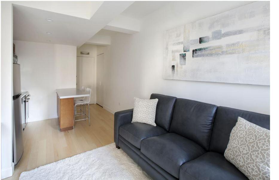 Apartment 1-bedroom At Midtown Manhattan *