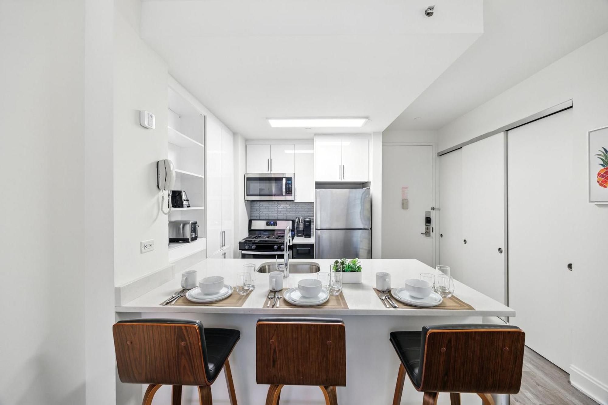 Fidi 1 Bedroom W Work Setup By Anyplace - 11718 Apartment