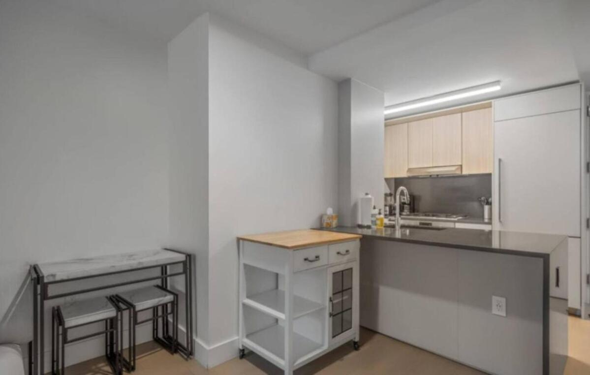Chic 1br In The Heart Of Nyc Apartment *