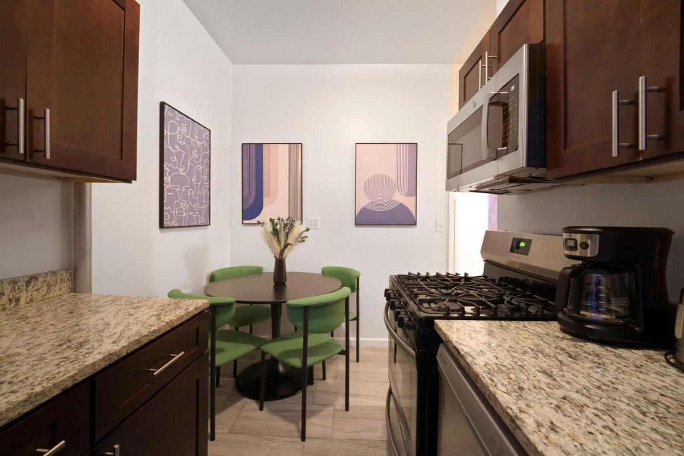 Bright 3bd Unit Close To Columbia & Park Apartment