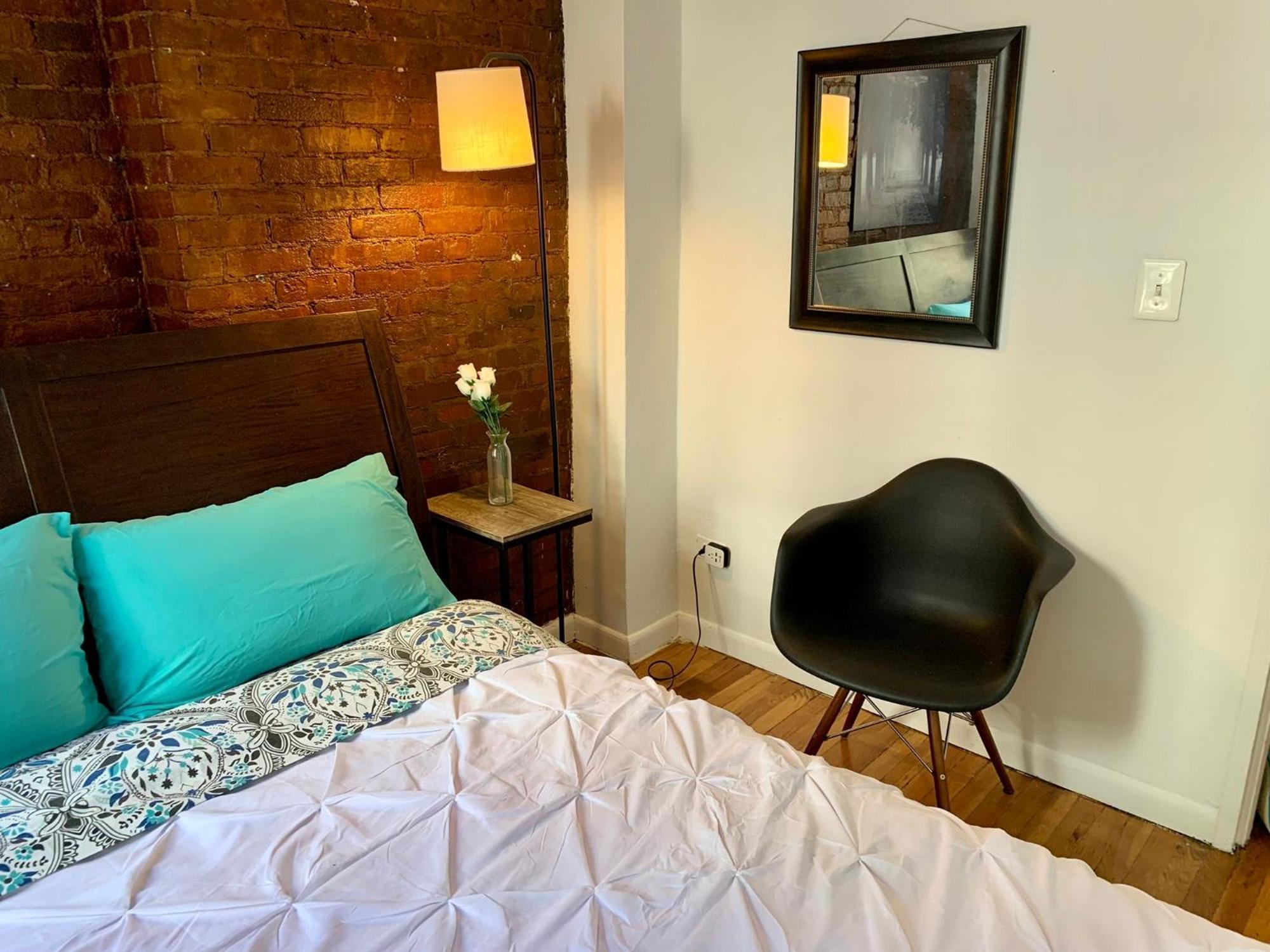 Prime Location 2 Bedrooms Upper East Side New York