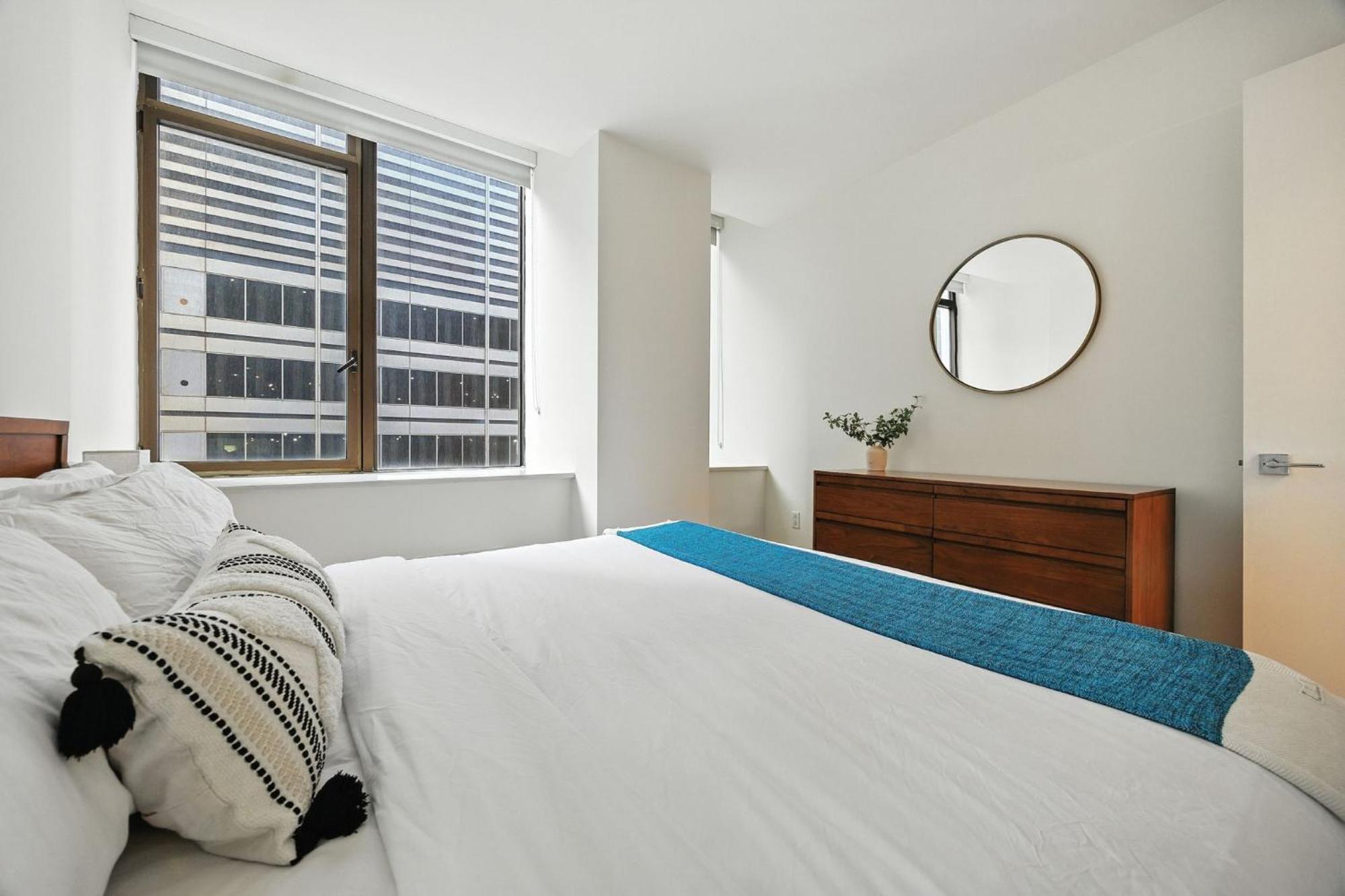 Apartment Fidi 1 Bedroom W Work Setup By Anyplace - 11718 New York