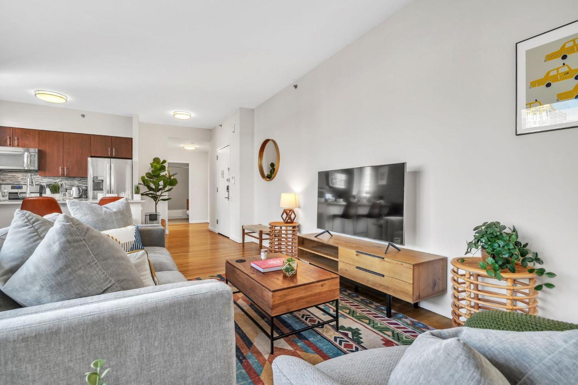 Chelsea 1 Bedroom W Work Setup By Anyplace - 11651 * New York