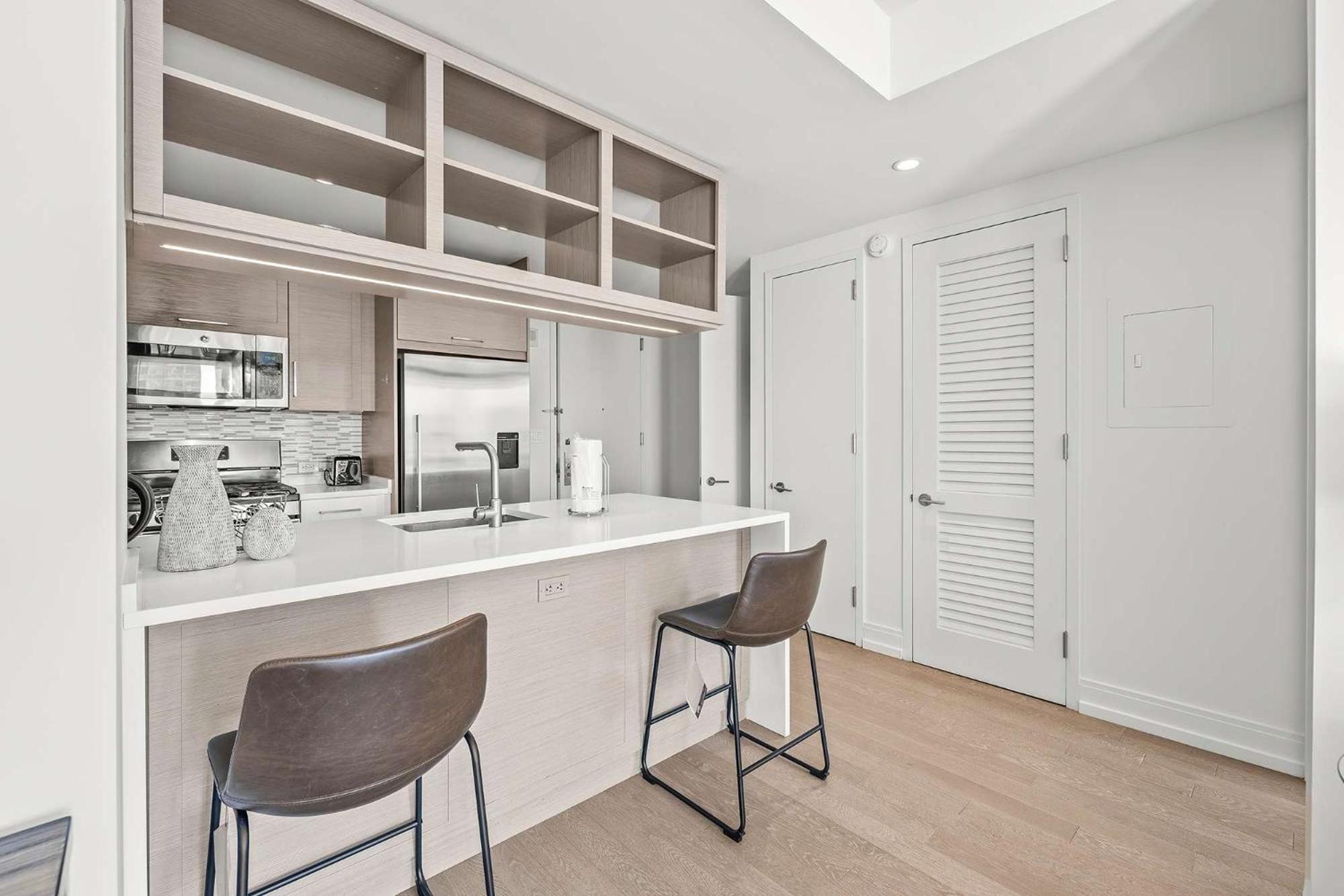 Spacious Luxury With Wash And Dryer New York