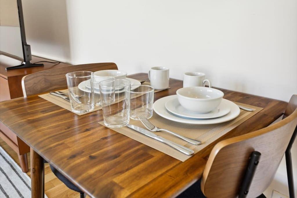Chelsea 1 Bedroom W Work Setup By Anyplace - 11588 Apartment New York