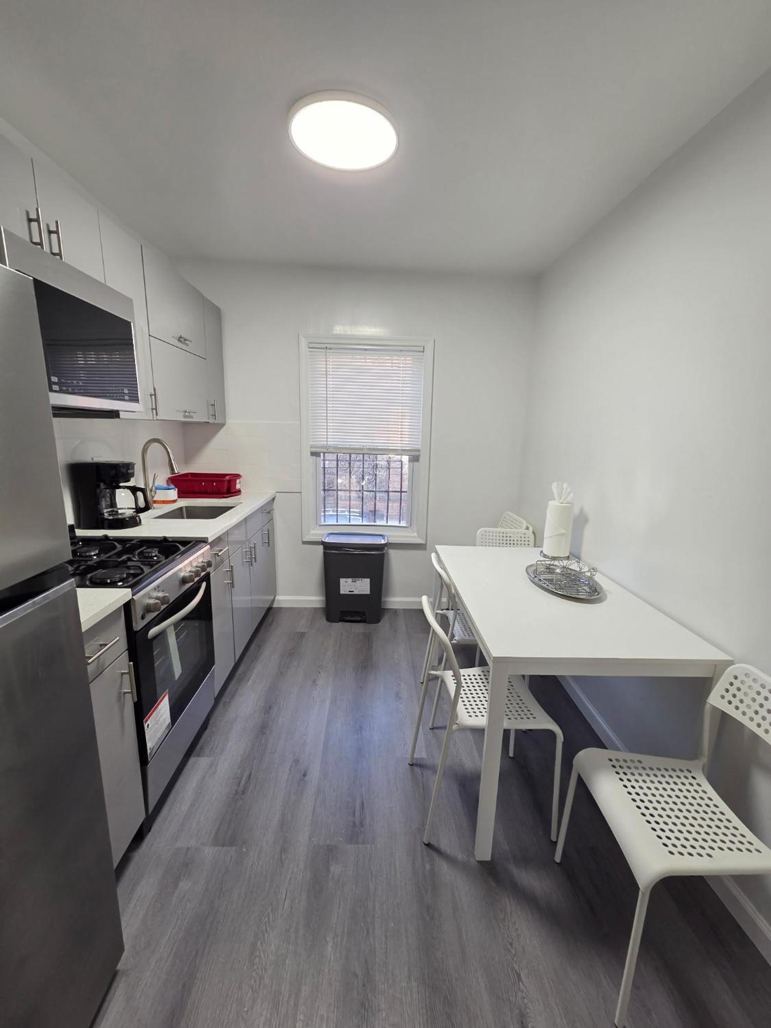Apartment Grand & Times Square In 25-30 Mins!!