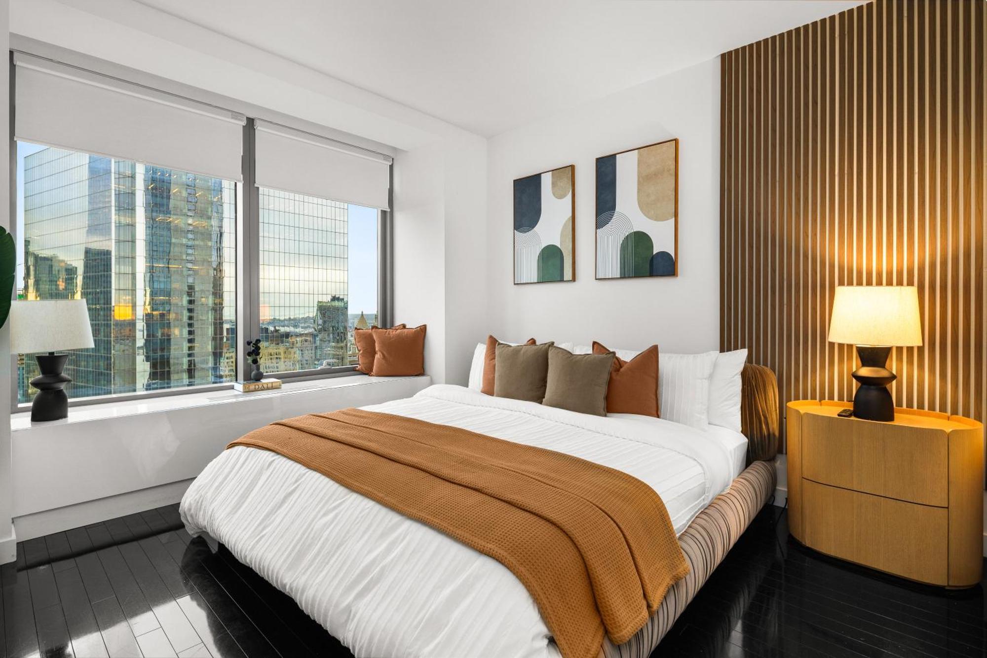 Premium Lux-penthouse In Financial District Apartment