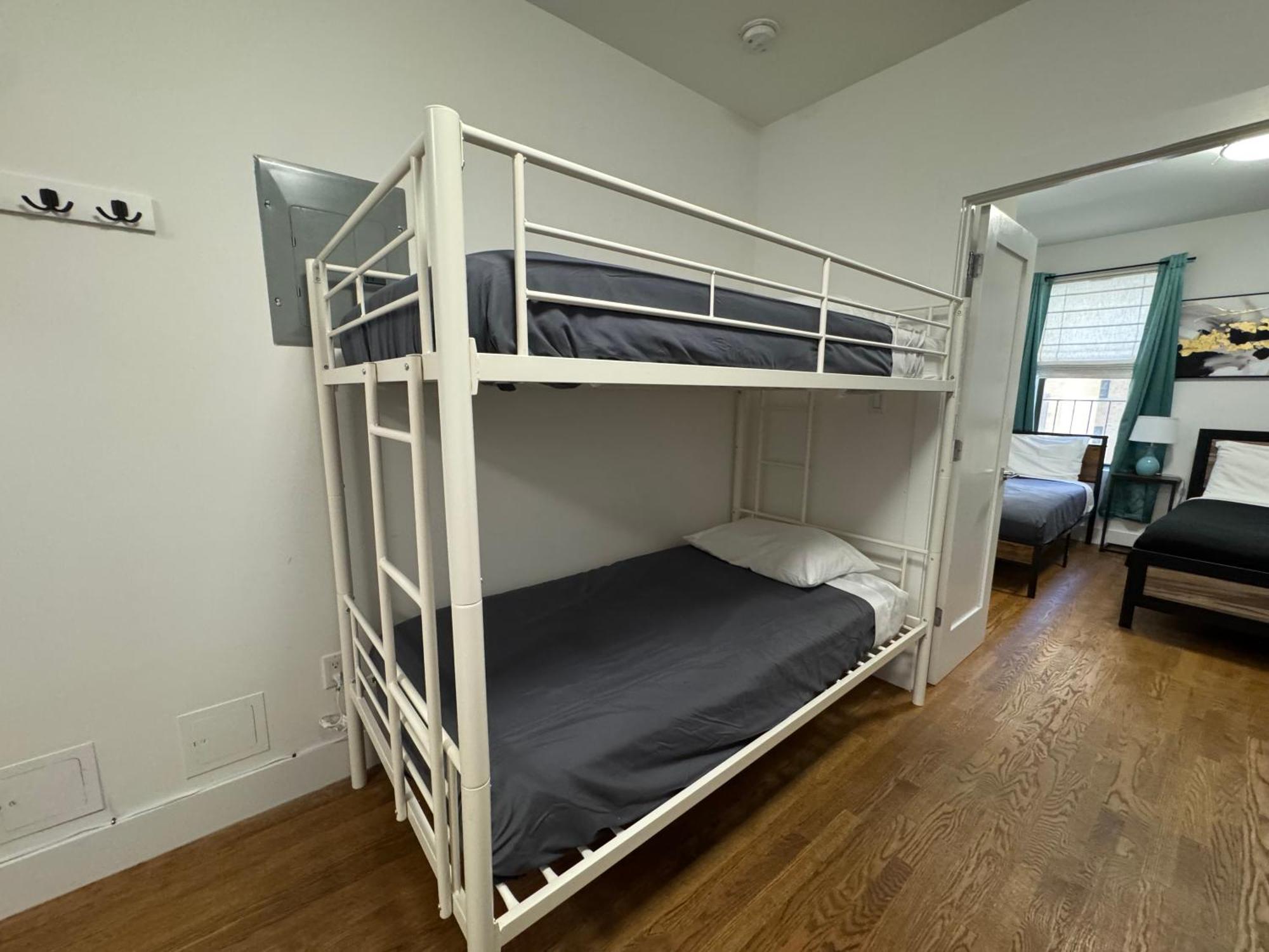 Evergreen By Park Apartment New York