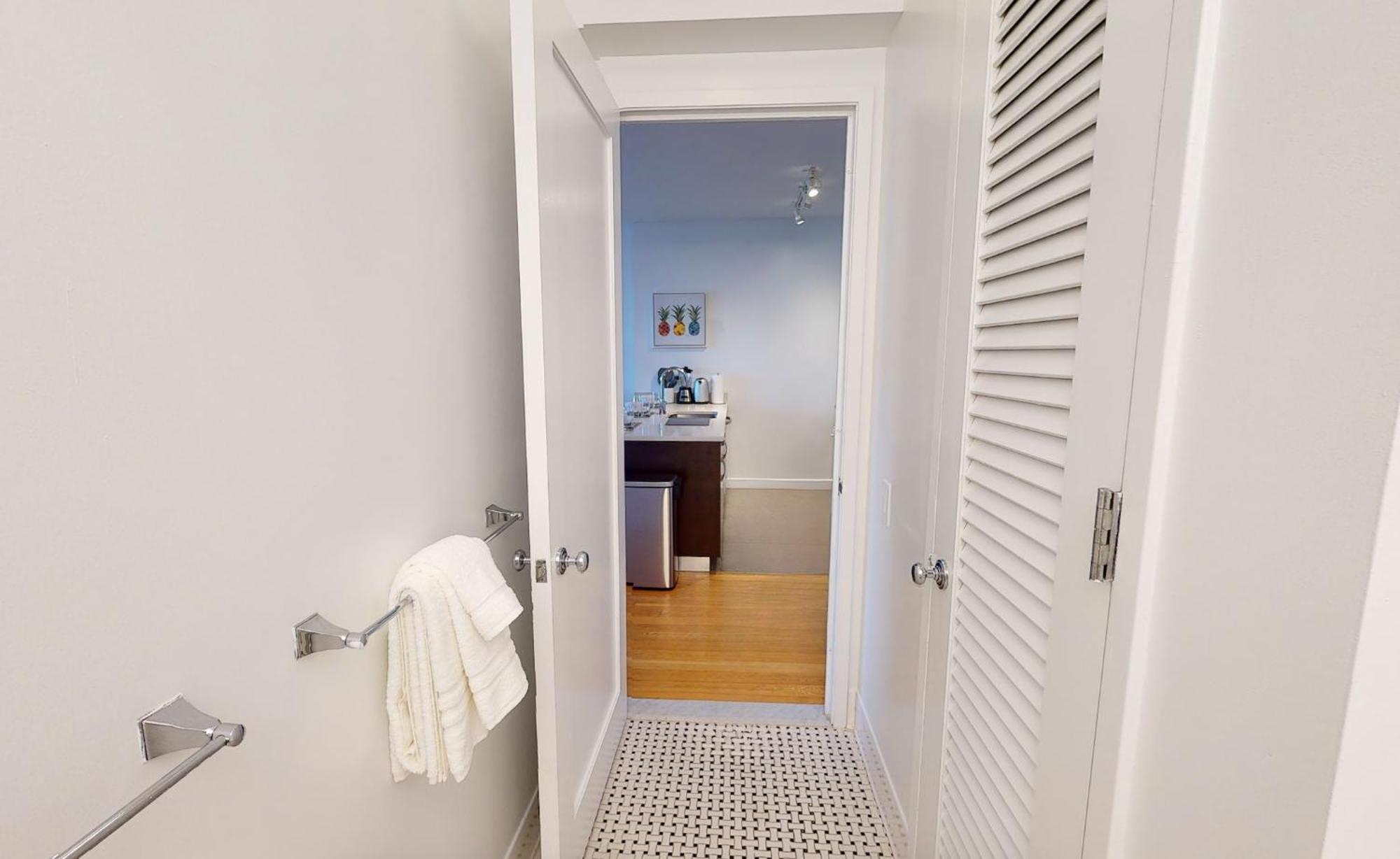 Columbus Square 1 Bedroom W Work Setup By Anyplace - 11623 New York