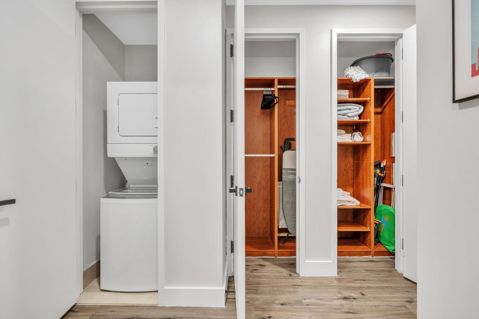 Fidi W Work Setup By Anyplace - 11650 * New York