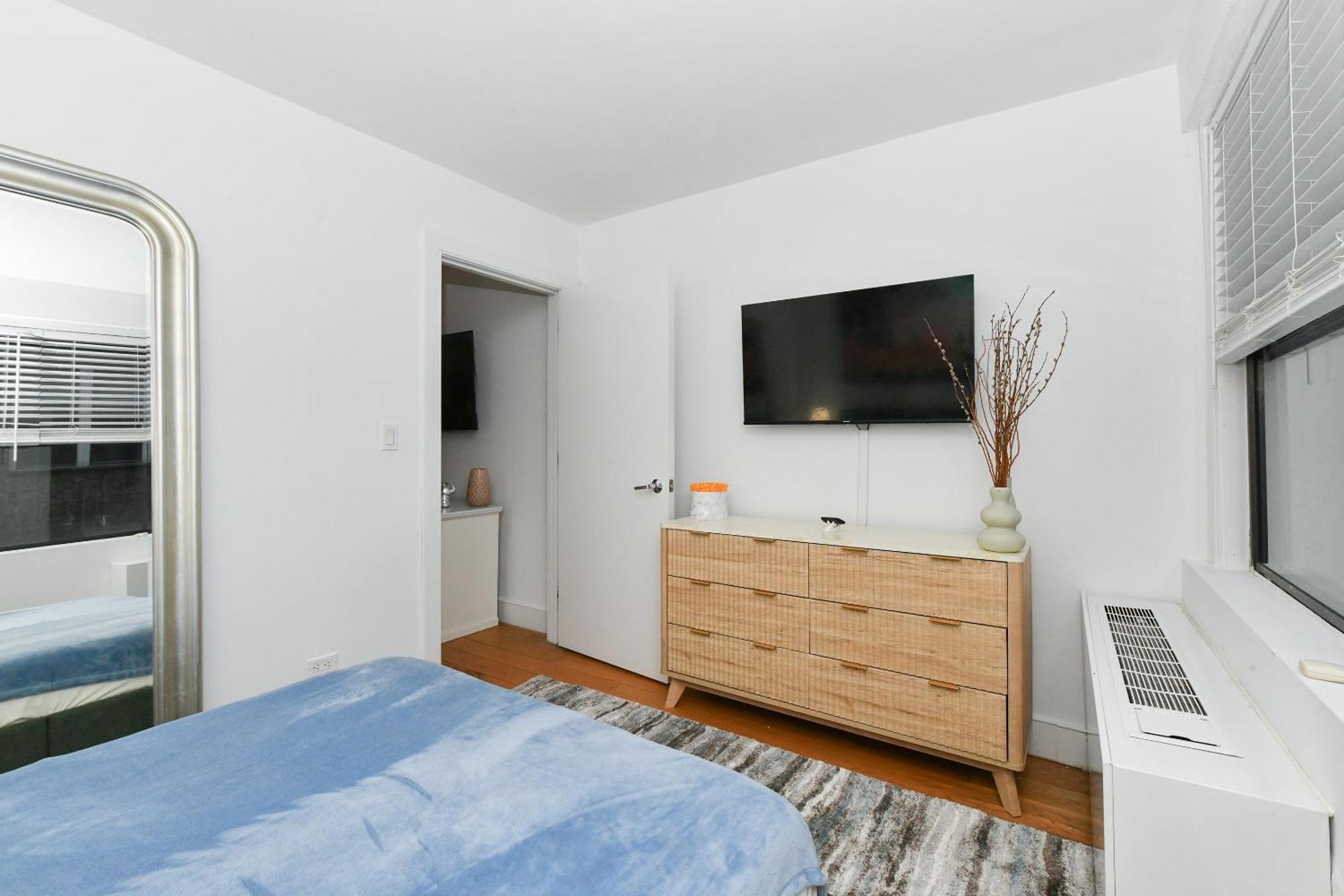 Chic 1 Bedroom In Midtown Manhattan Apartment *