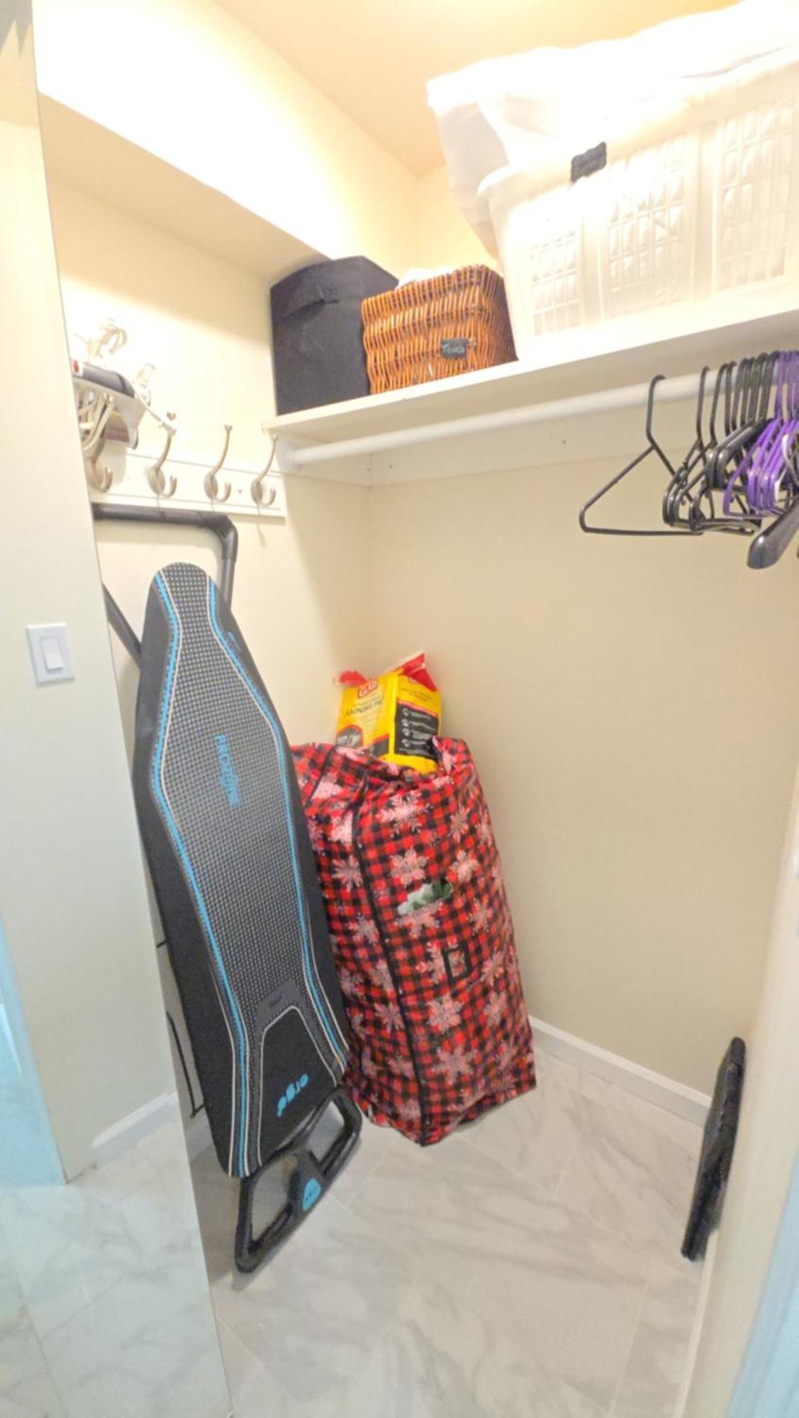 Staten Island Cozy Private 1-br Basement Close To Nyc Family & Pet Friendly