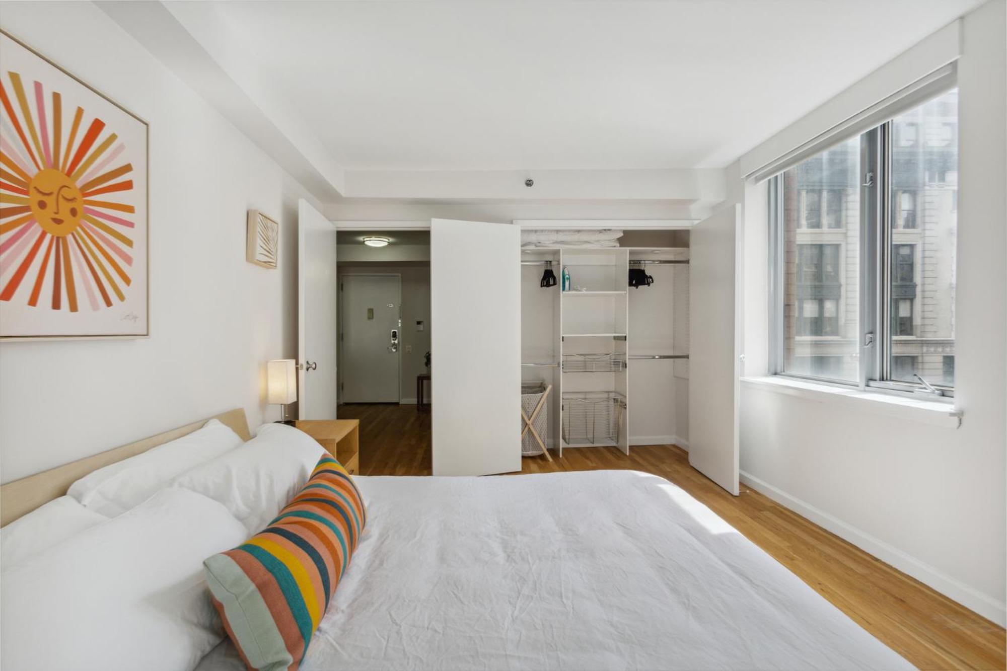 Apartment Chelsea 1 Bedroom W Work Setupby Anyplace - 11435