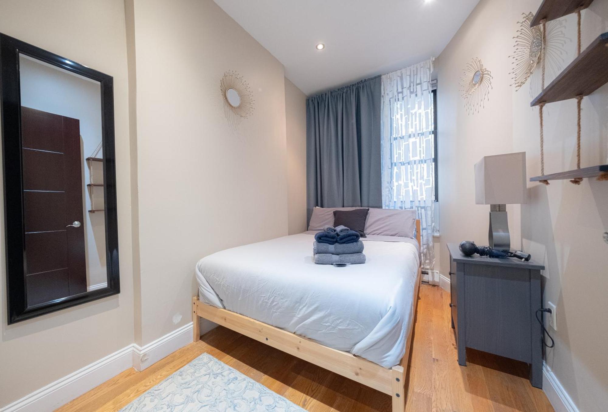 Comfy 2 Bedroom On Park West Apartment New York