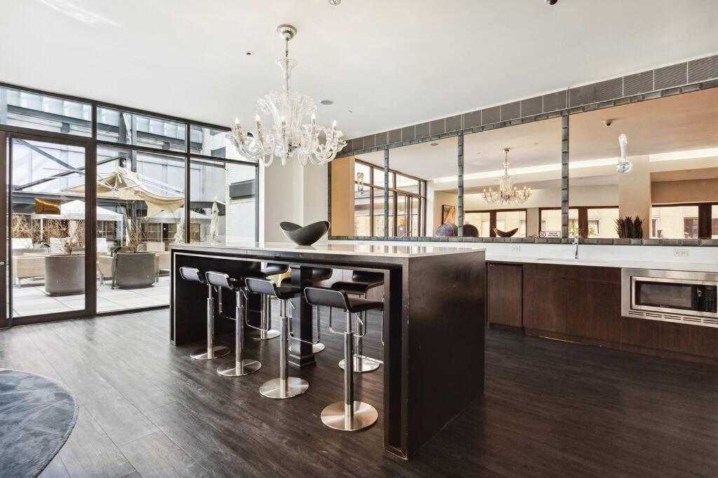 Apartment Fidi W Work Setup By Anyplace - 11660