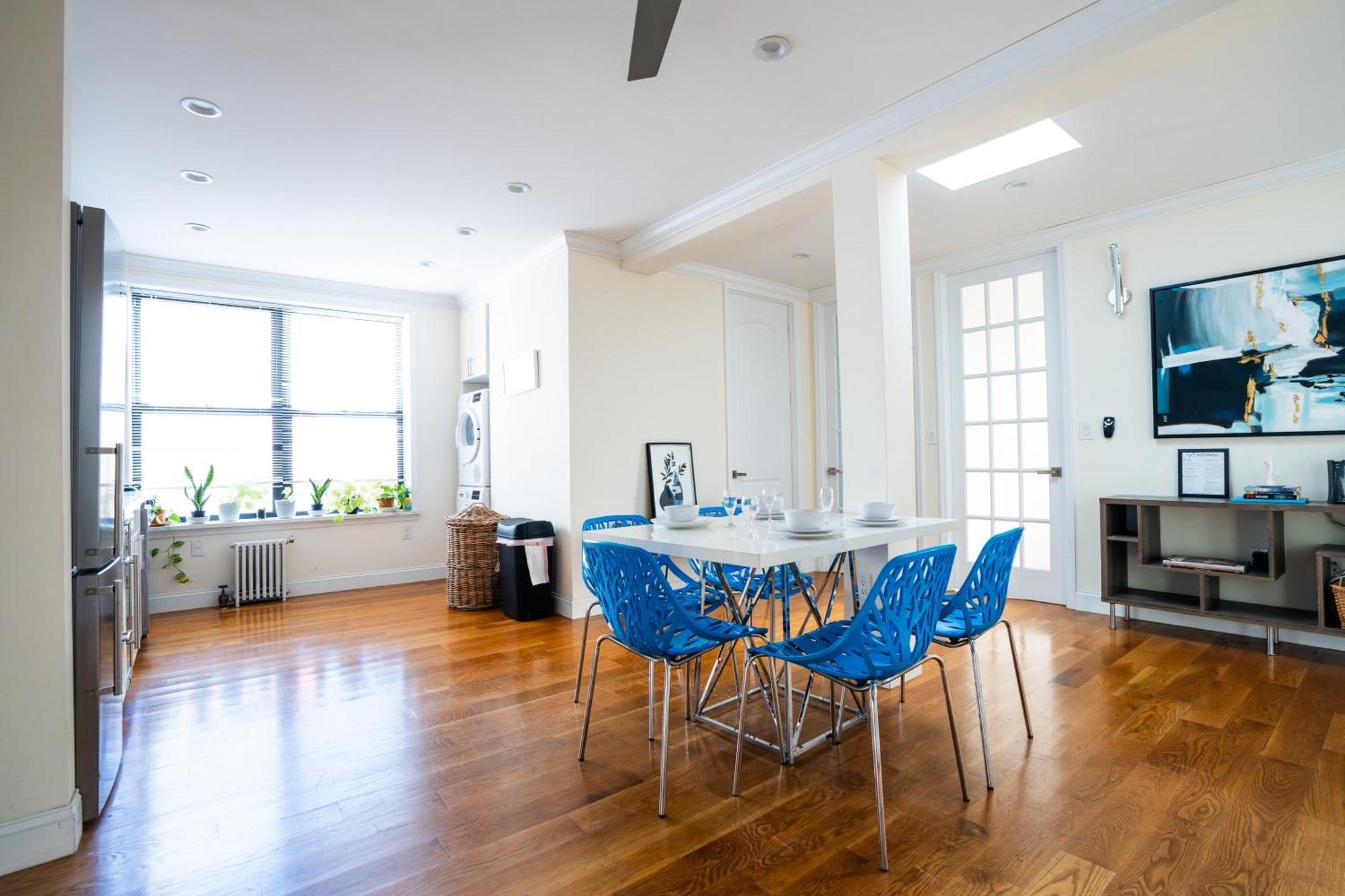 Harlem, Manhattan 4-bedroom Penthouse I 2-bathroom New York